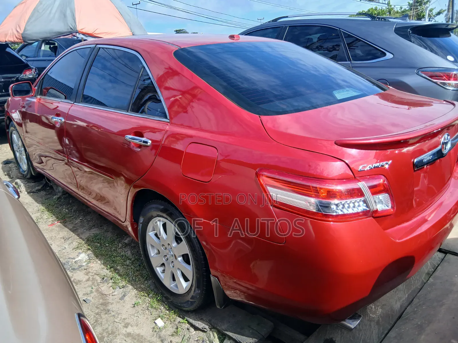 Toyota Camry XLE V6 4dr Sedan (3.5L 6cyl 6AM) 2010 Red
