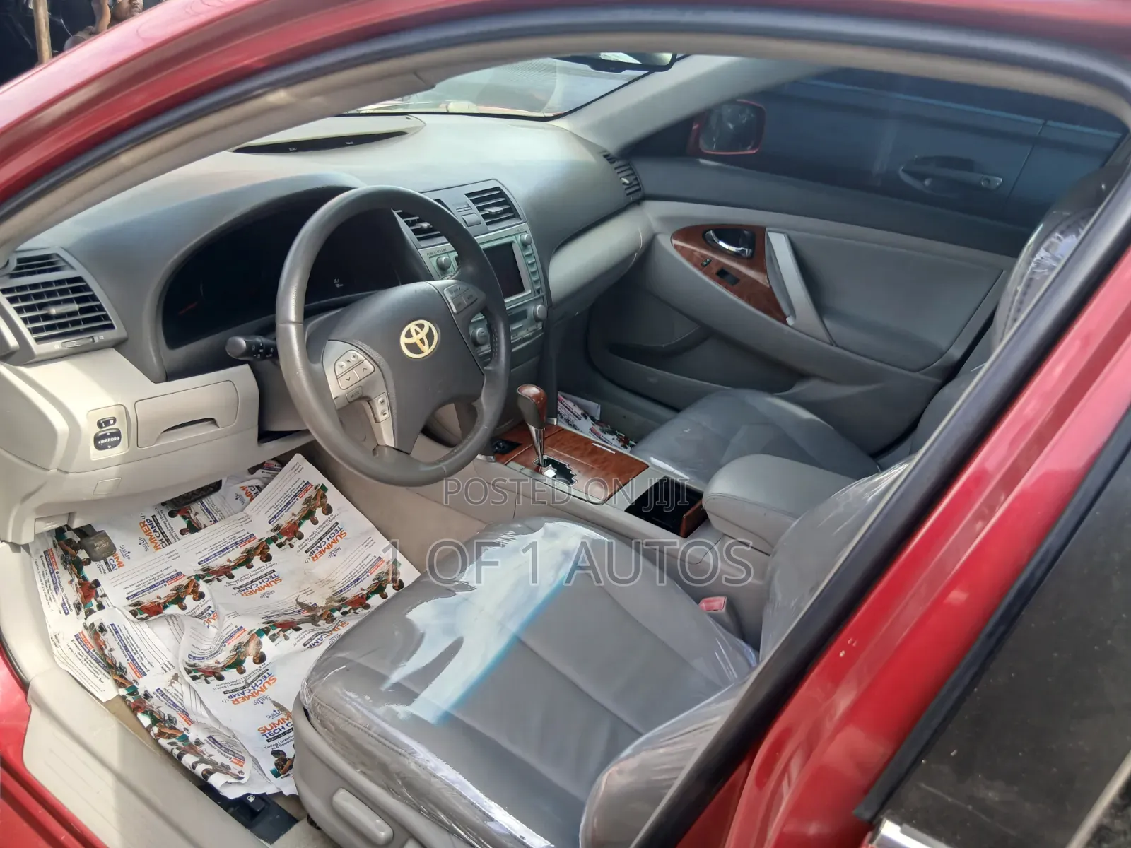 Toyota Camry XLE V6 4dr Sedan (3.5L 6cyl 6AM) 2010 Red
