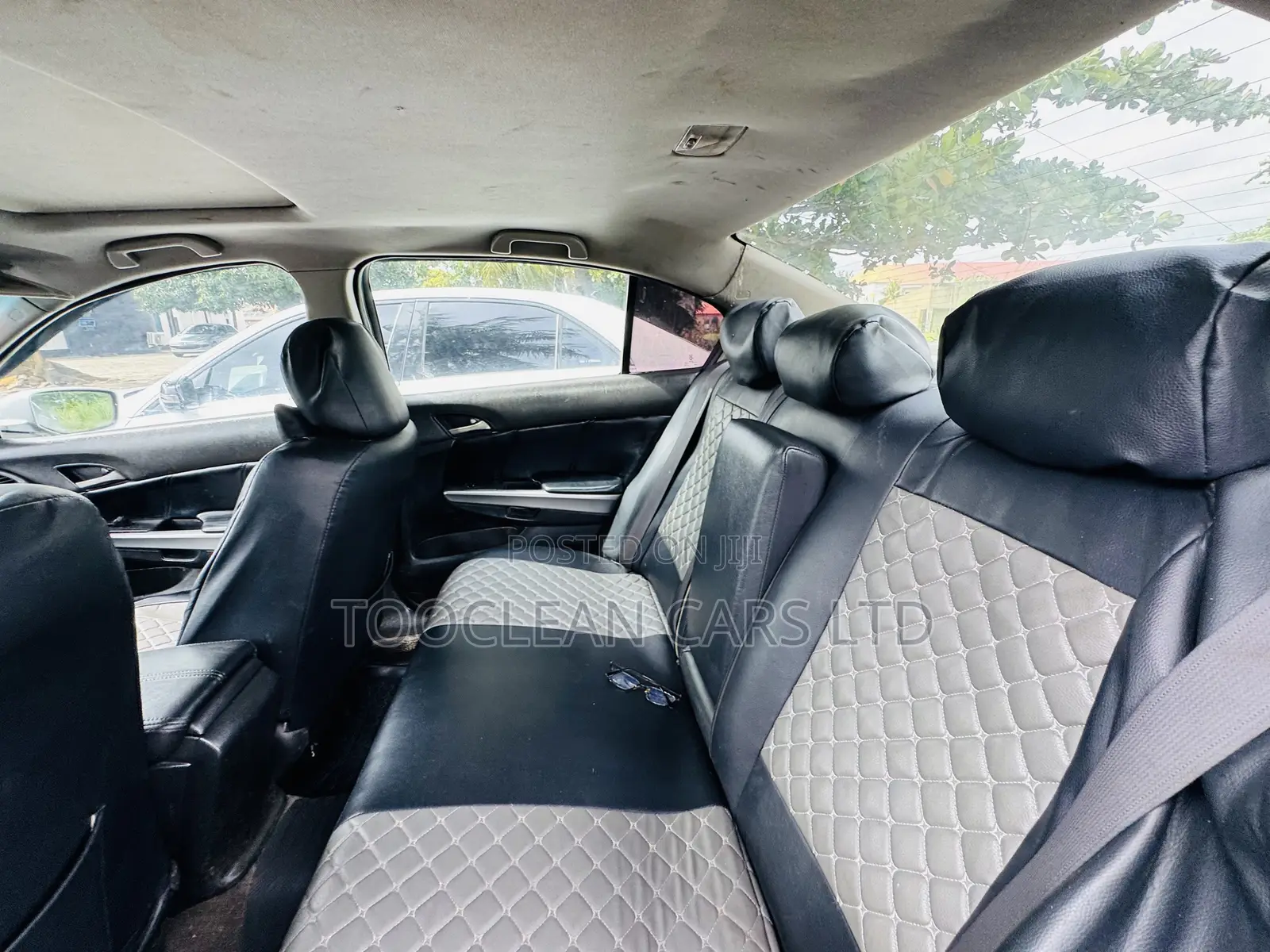 Honda Accord 2010 Silver