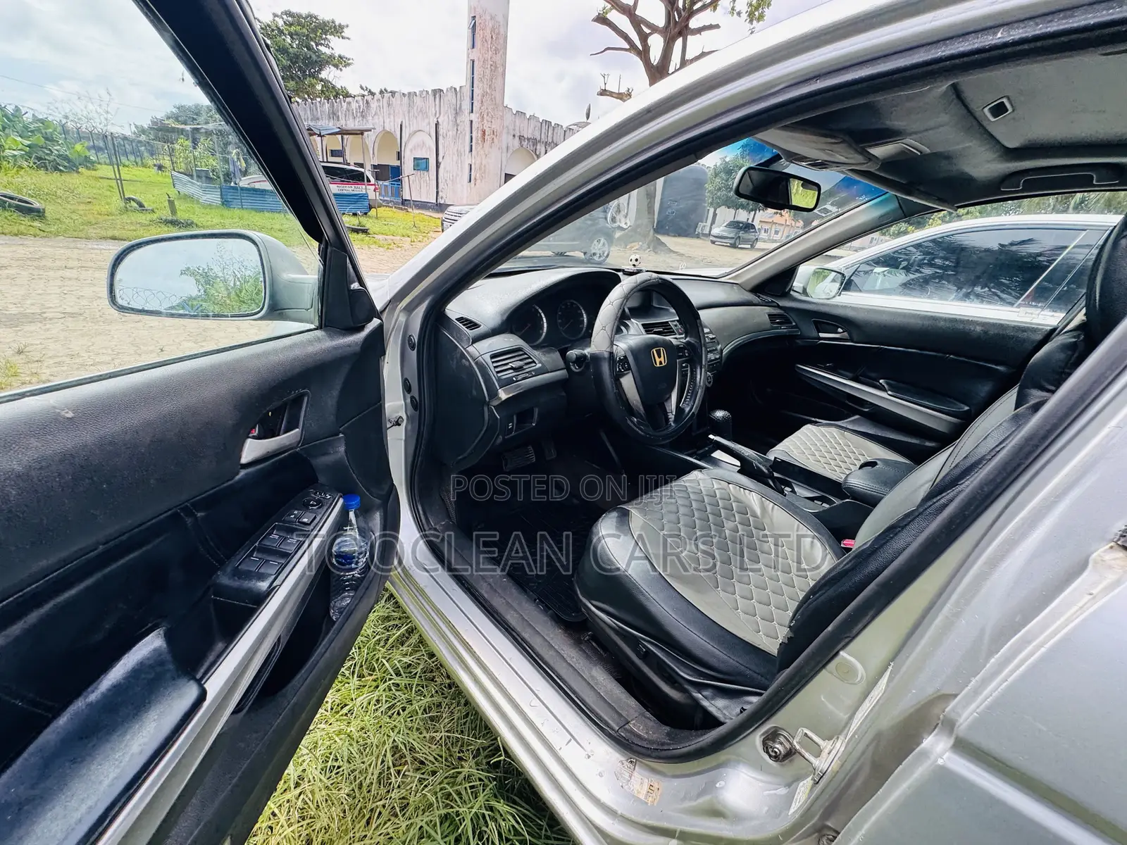 Honda Accord 2010 Silver