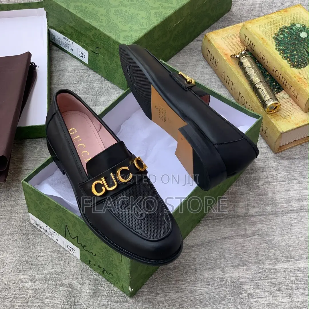Authentic Gucci Logo Designs Loafers Shoes