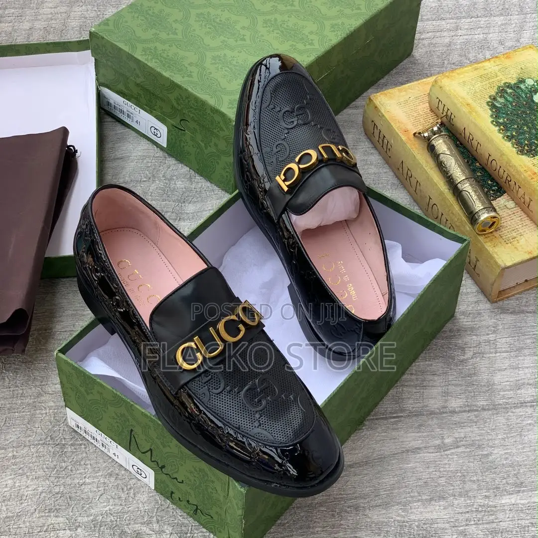 Authentic Gucci Logo Designs Loafers Shoes