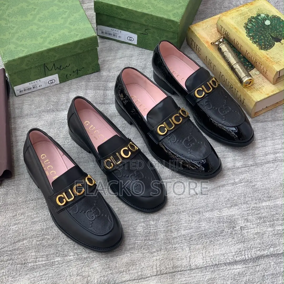 Authentic Gucci Logo Designs Loafers Shoes