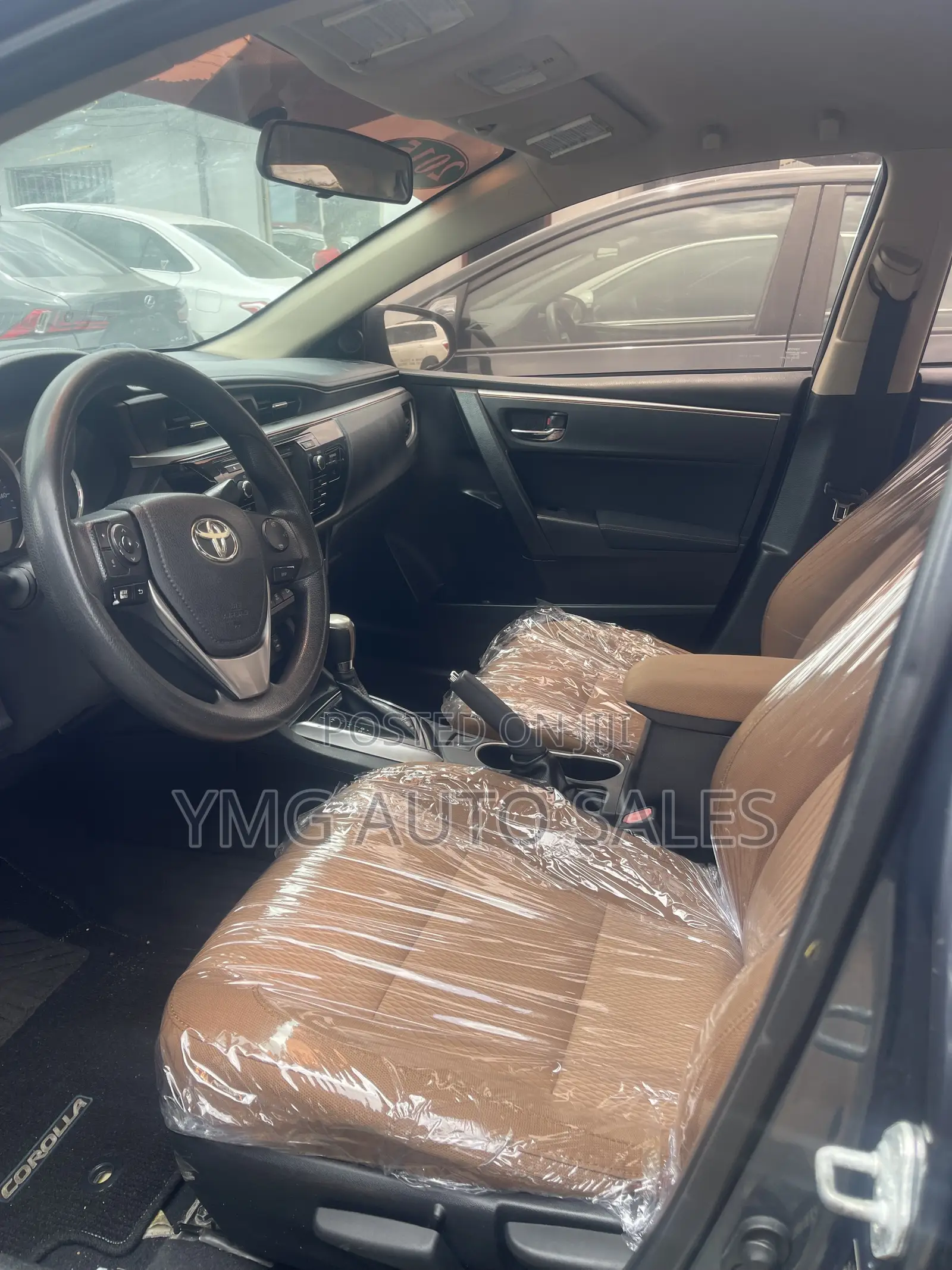 Toyota Corolla LE 4dr Sedan (1.8L 4cyl CVT) 2015 Gray