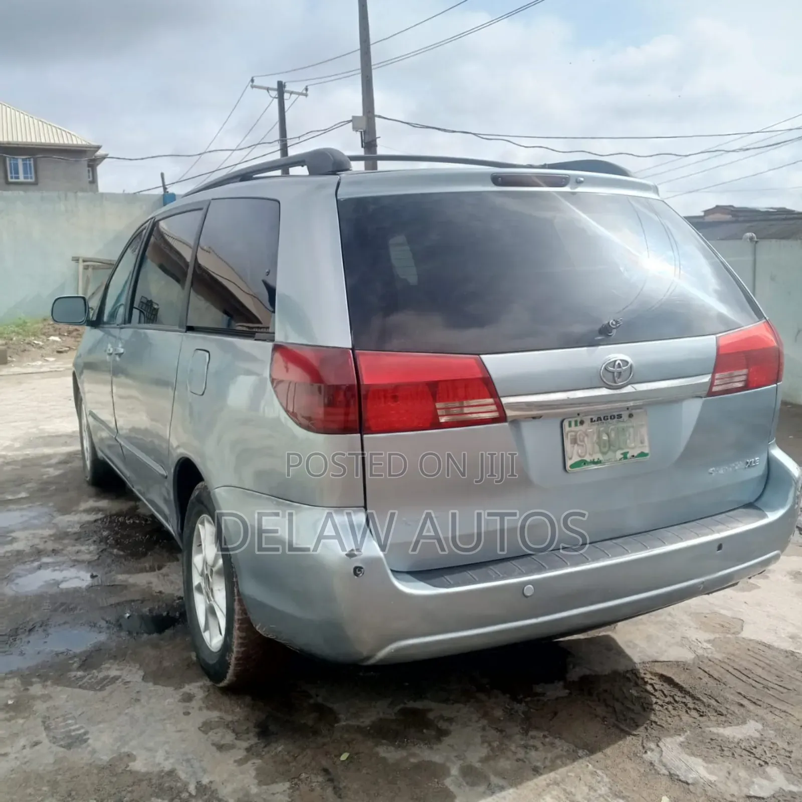 Toyota Sienna 2005 Blue