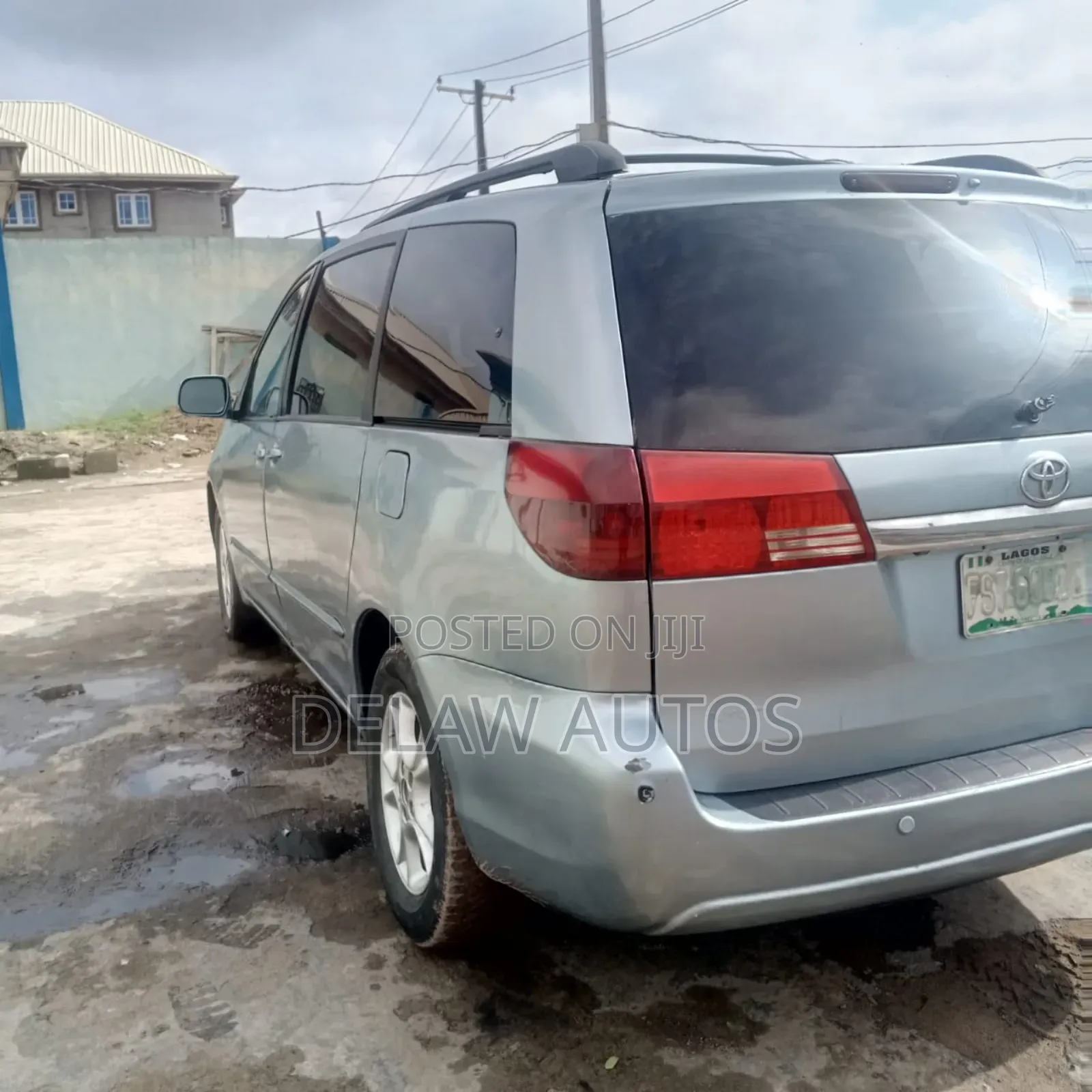 Toyota Sienna 2005 Blue