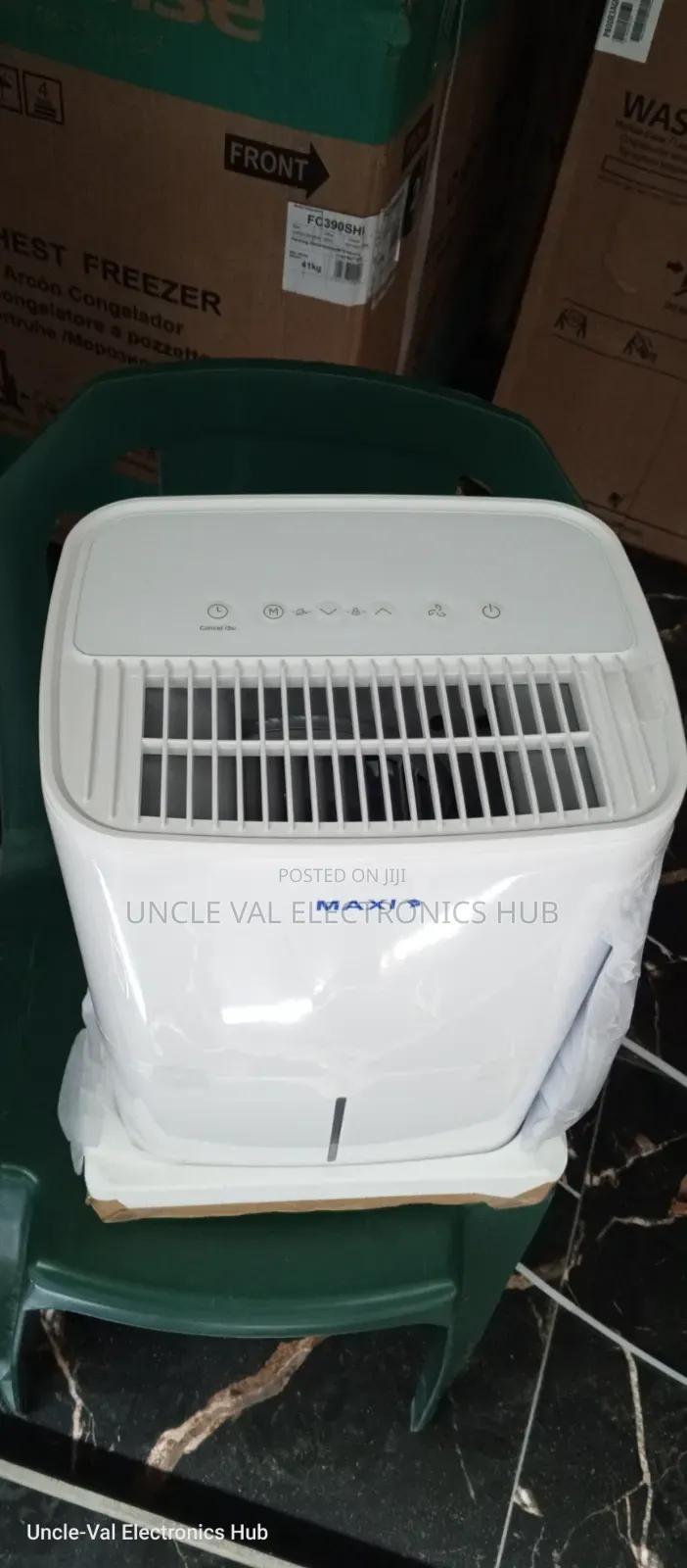 Maxi 12L Dehumidifier (Moisture Damage Preventer)