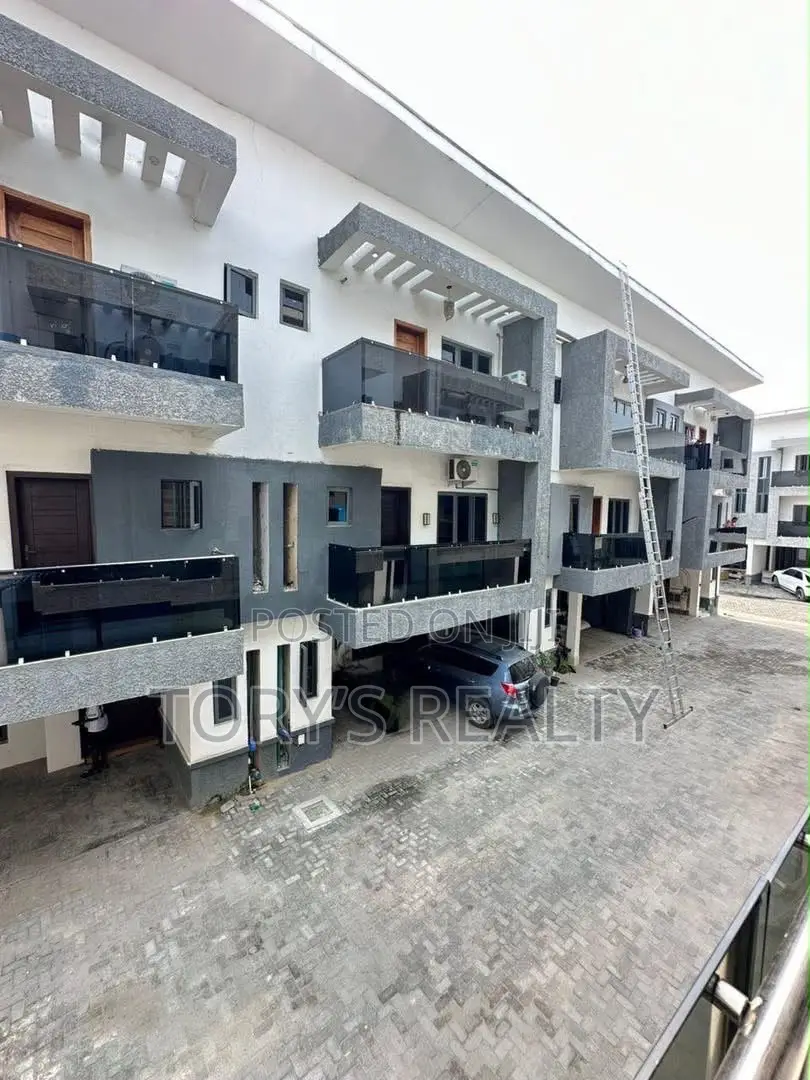 2bdrm Maisonette in Ikate for sale