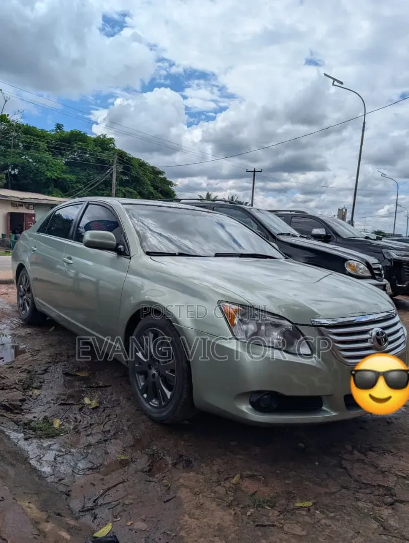 Toyota Avalon XLS Sedan FWD (3.5L 6cyl 6A) 2008 Gray