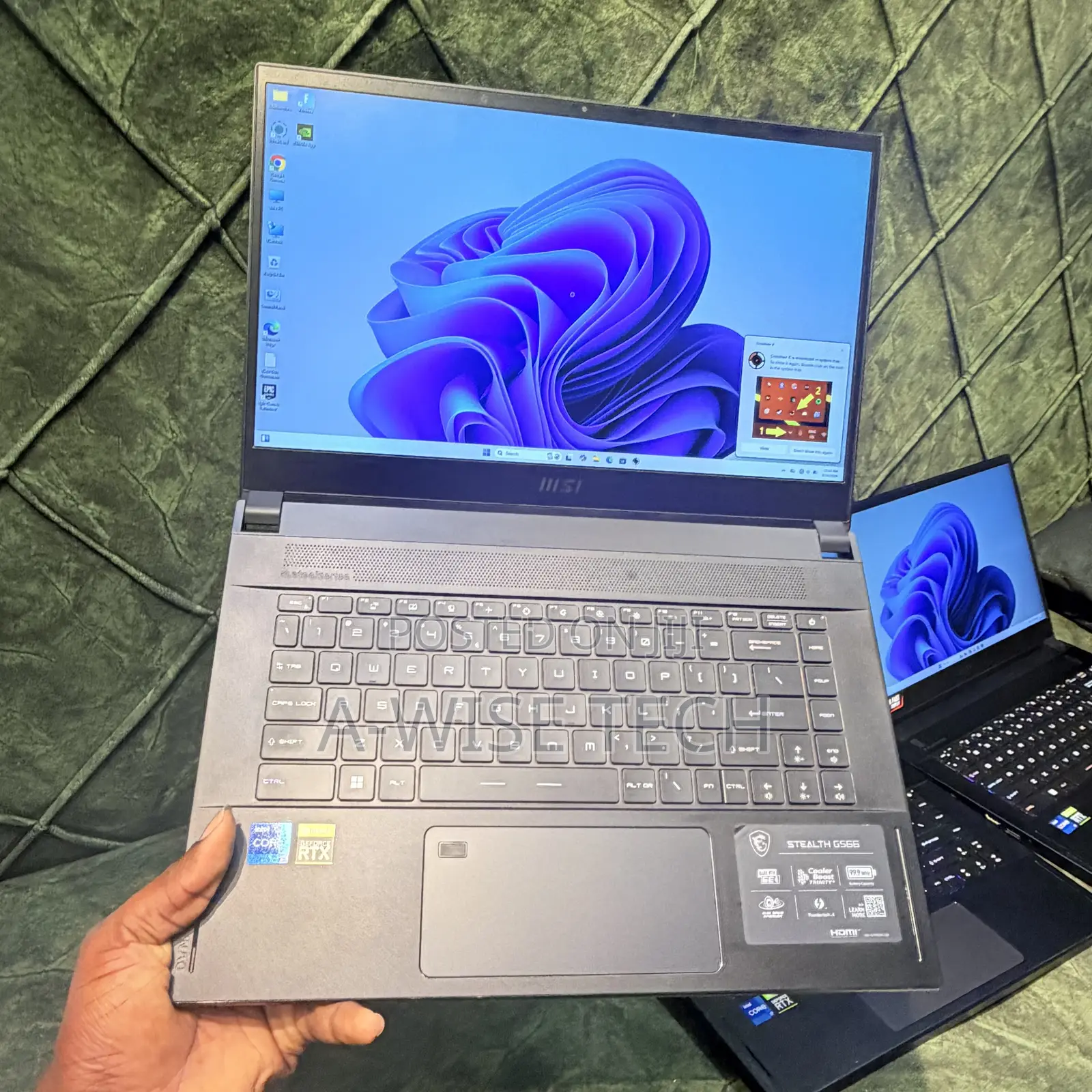 Laptop MSI GS66 Stealth 12UHS 16GB Intel Core i7 SSD 1T