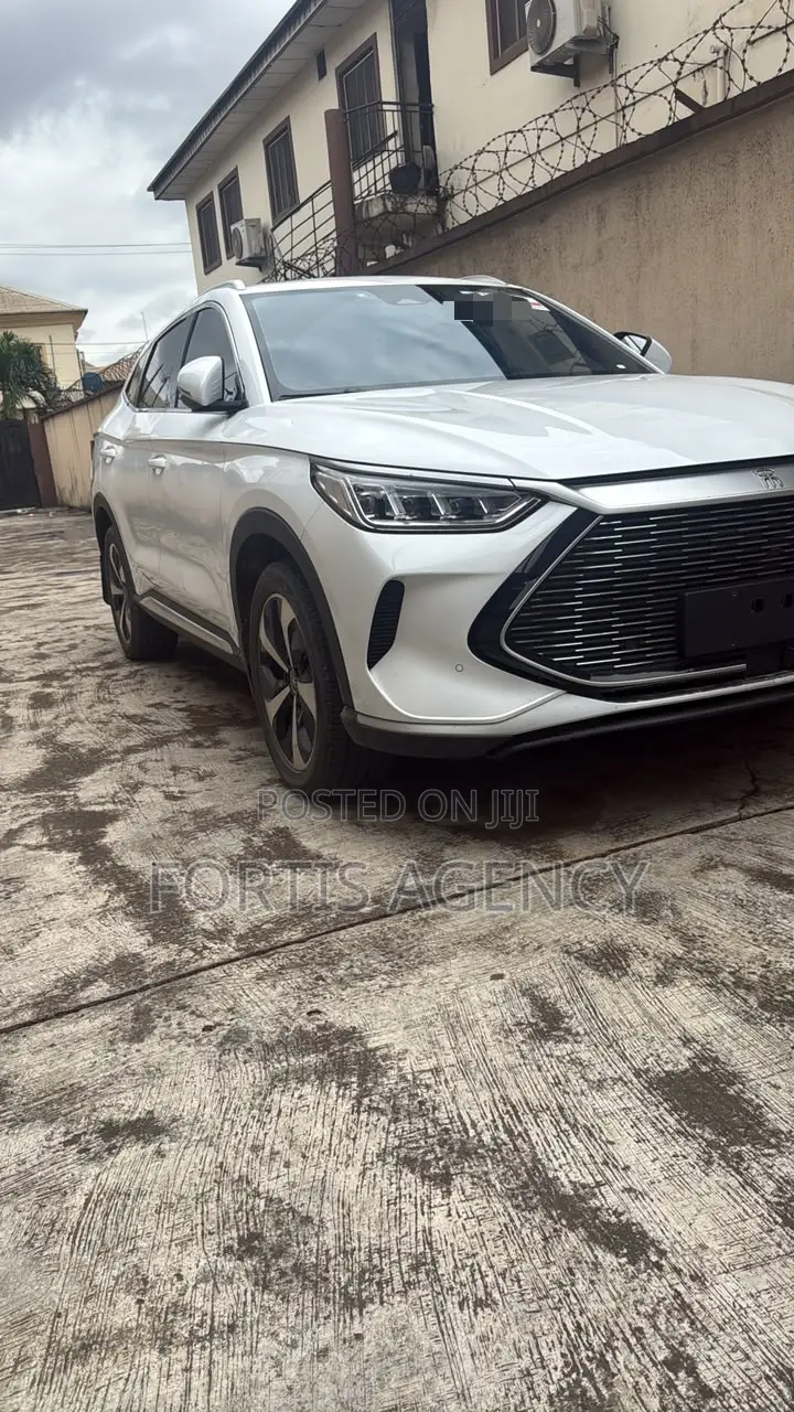 BYD Song Plus 2024 White