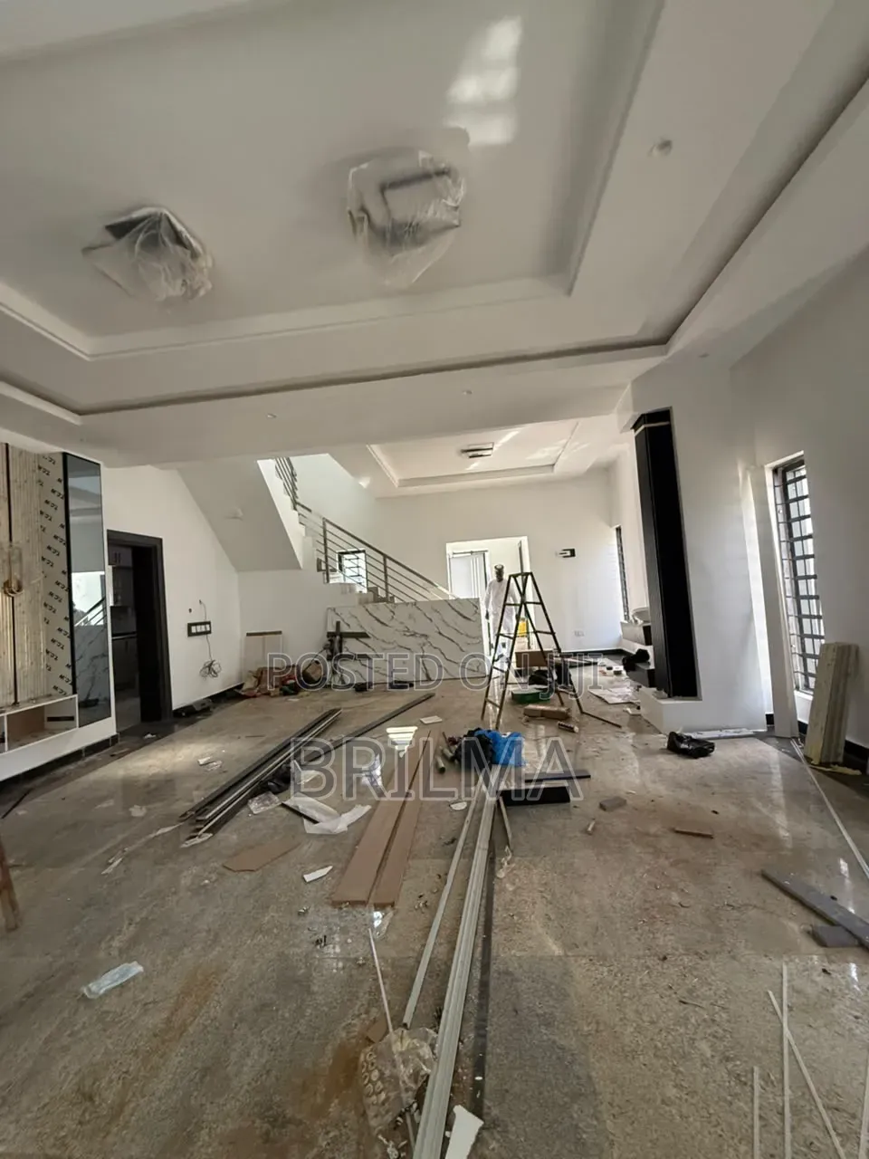 5bdrm Duplex in Guzape District for sale