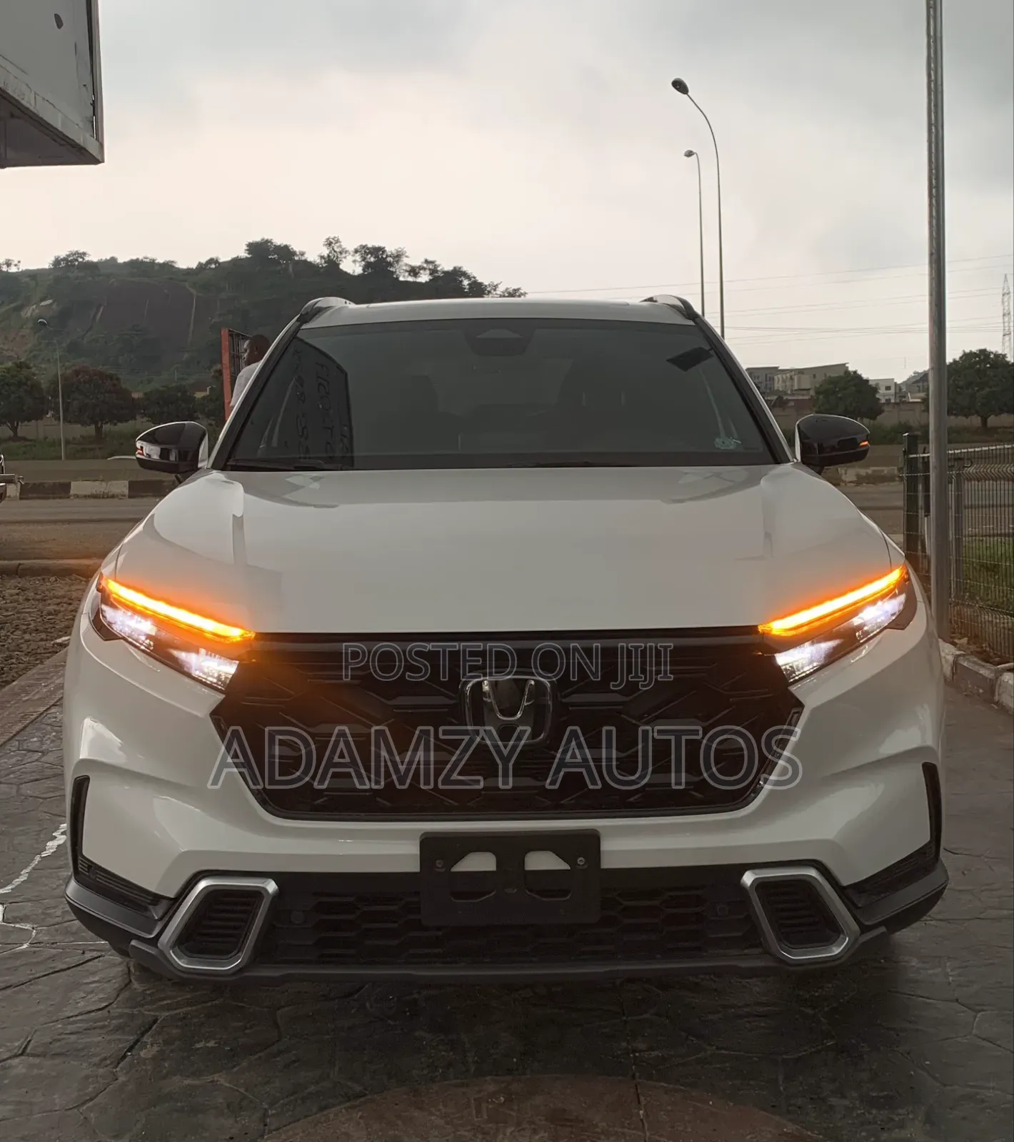 Honda CR-V 2023 White