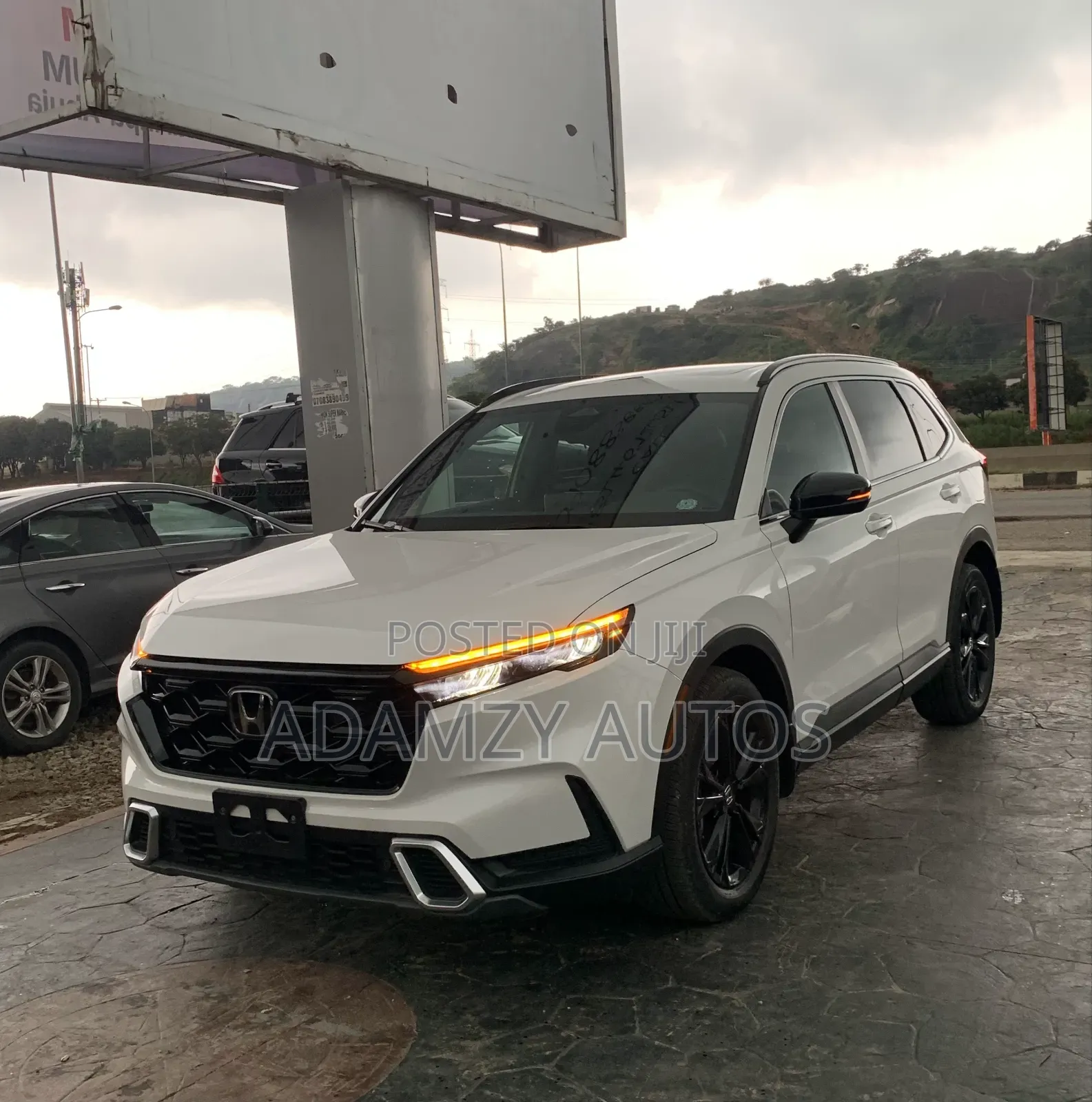 Honda CR-V 2023 White