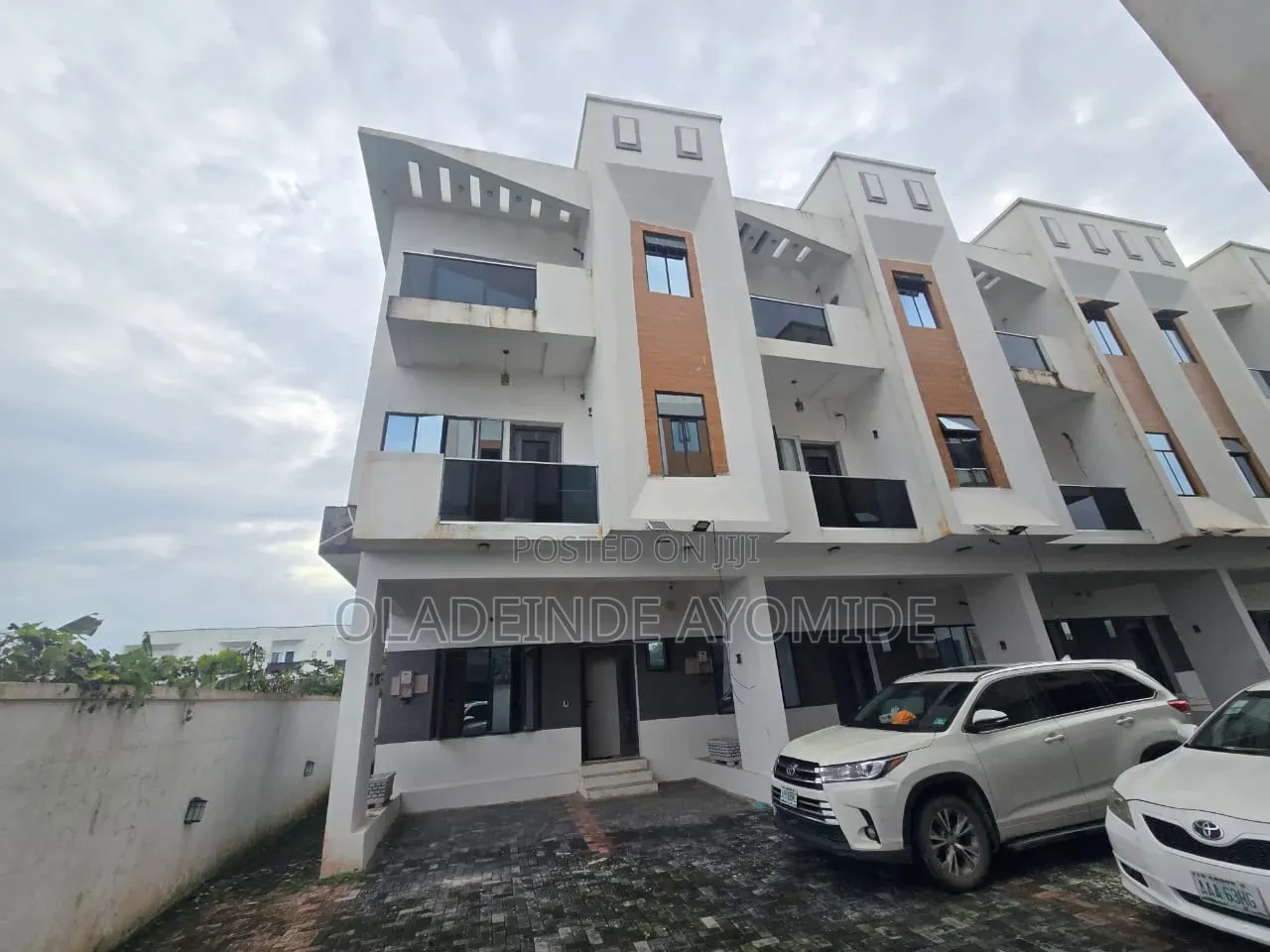 4bdrm Duplex in Abraham Adesanya Estate for rent