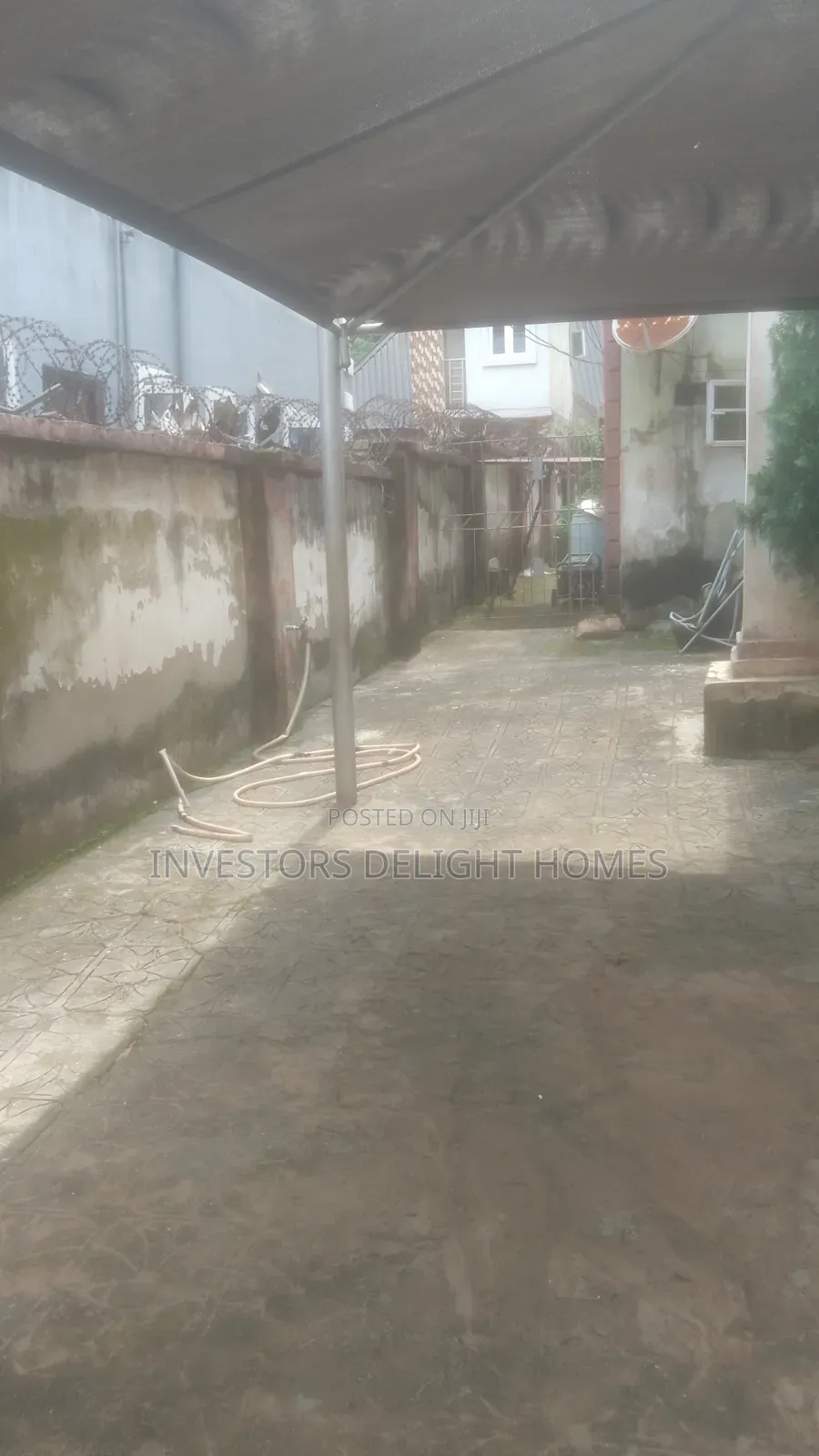 5bdrm Duplex in Oshimili North for sale