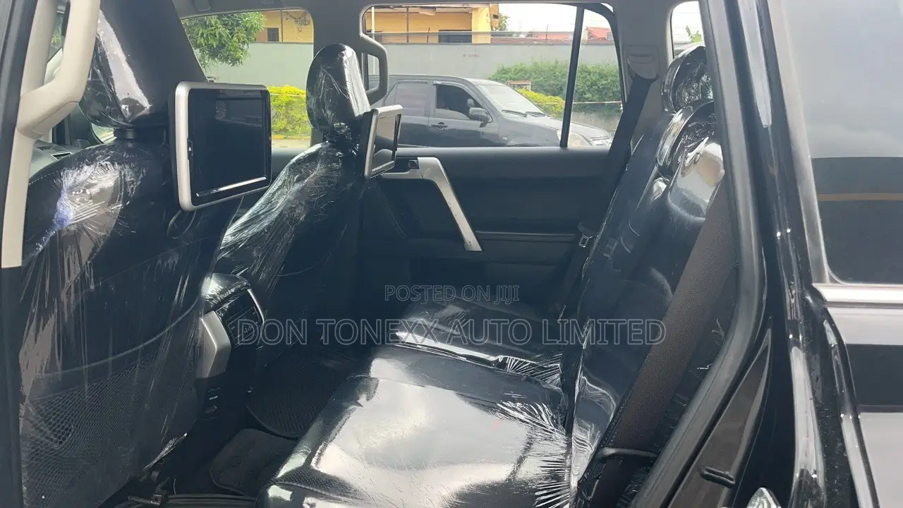 Toyota Land Cruiser Prado 2.7 2019 Black