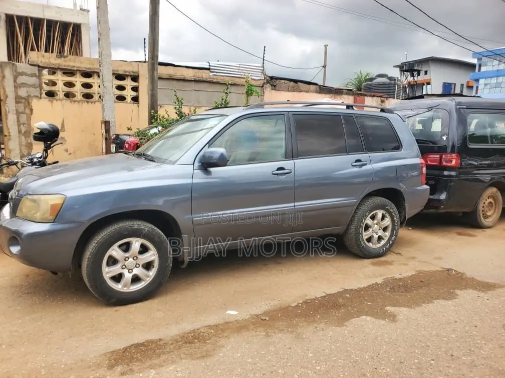 Toyota Highlander V6 2006 Blue