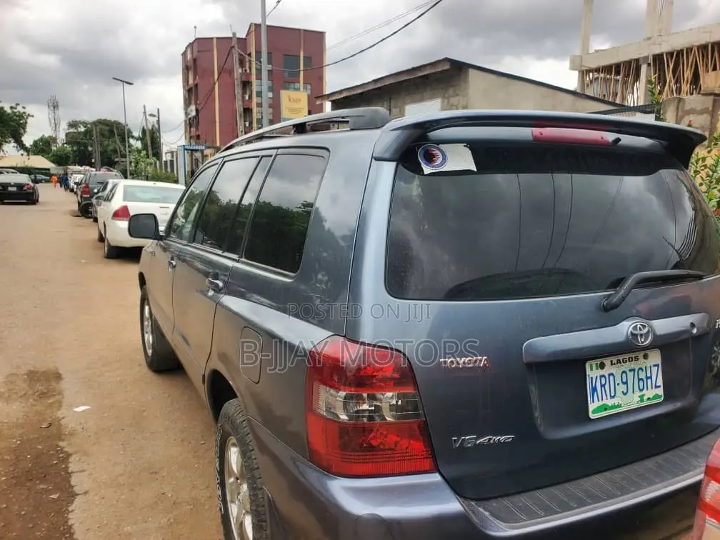 Toyota Highlander V6 2006 Blue