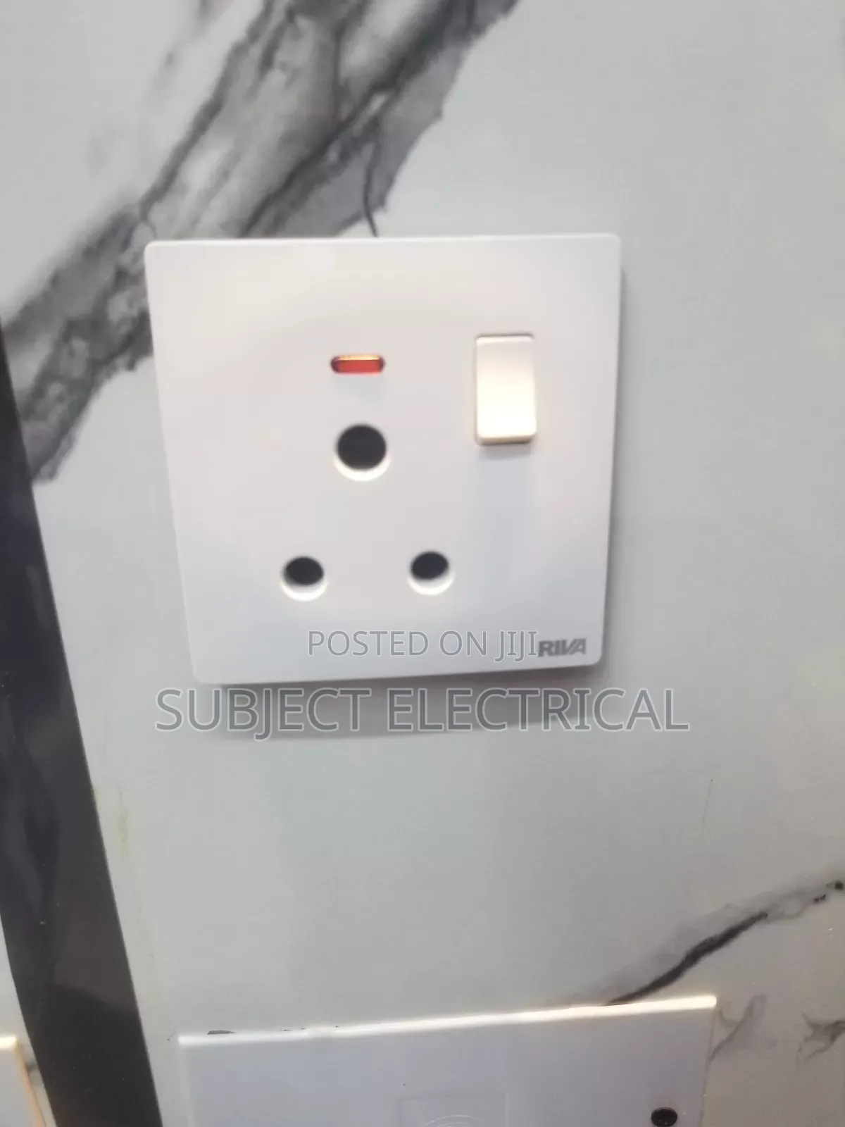 Riva 15A Single Socket Outlet