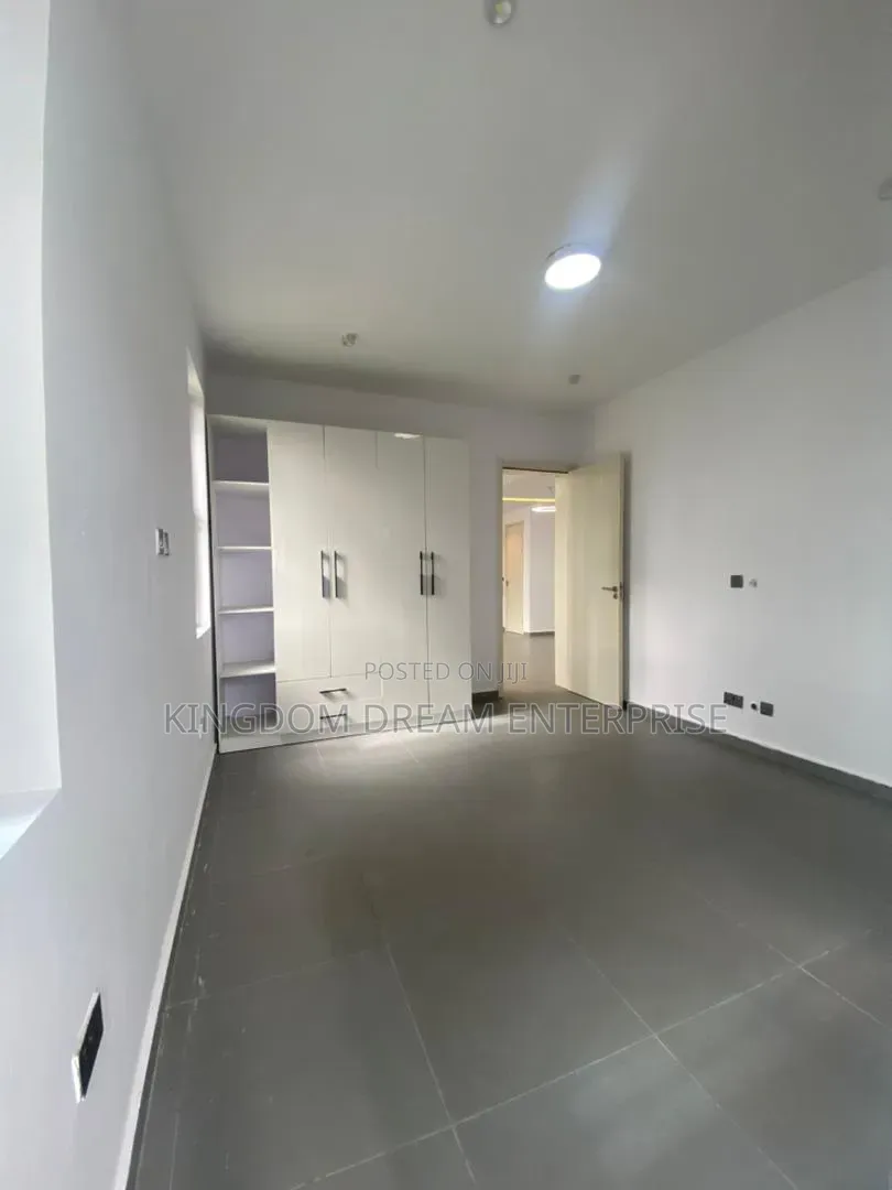 2bdrm Apartment in Ilasan Lekki Lagos for rent