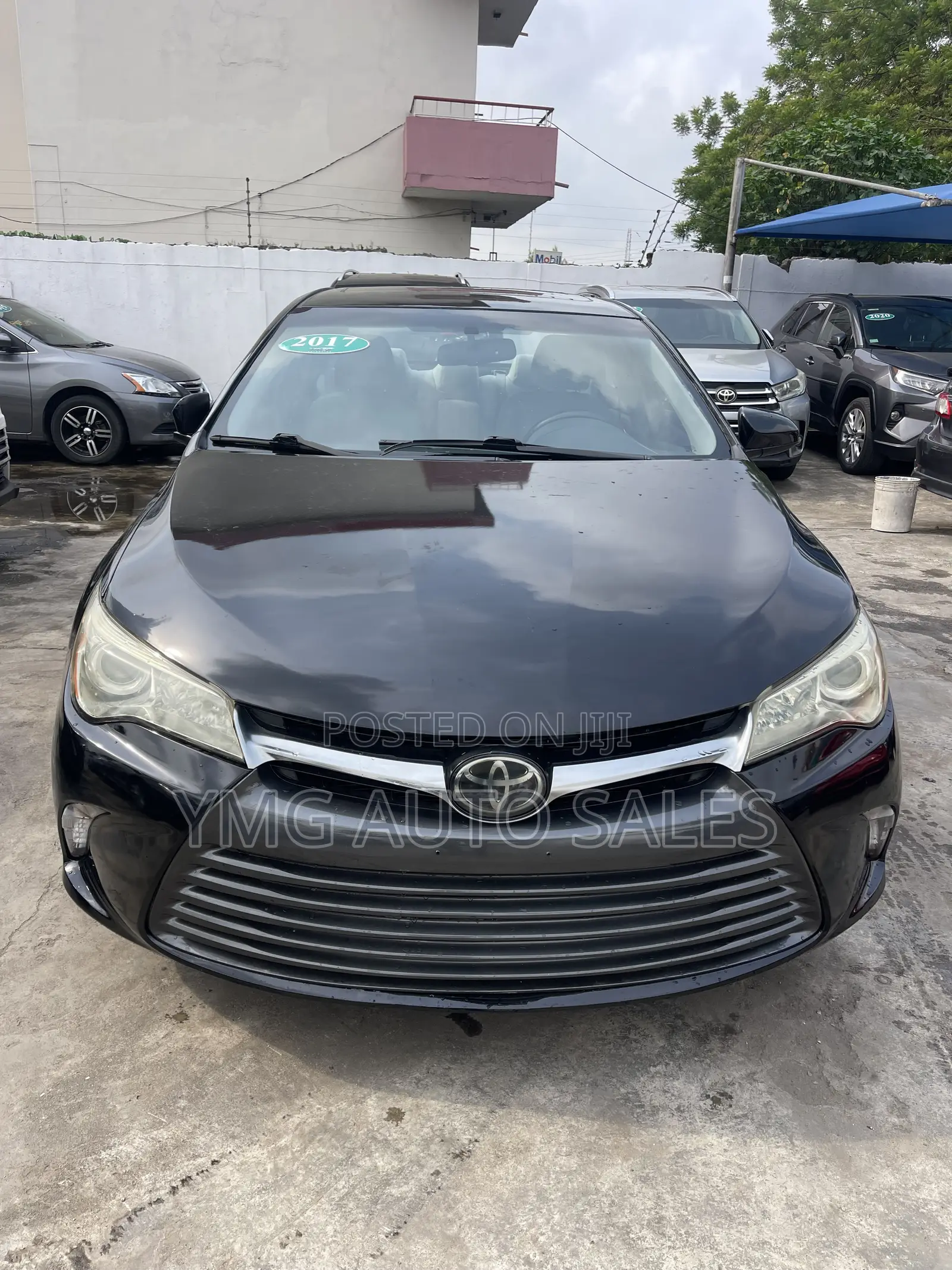 Toyota Camry XLE 4dr Sedan (3.5L 6cyl 6A) 2017 Black