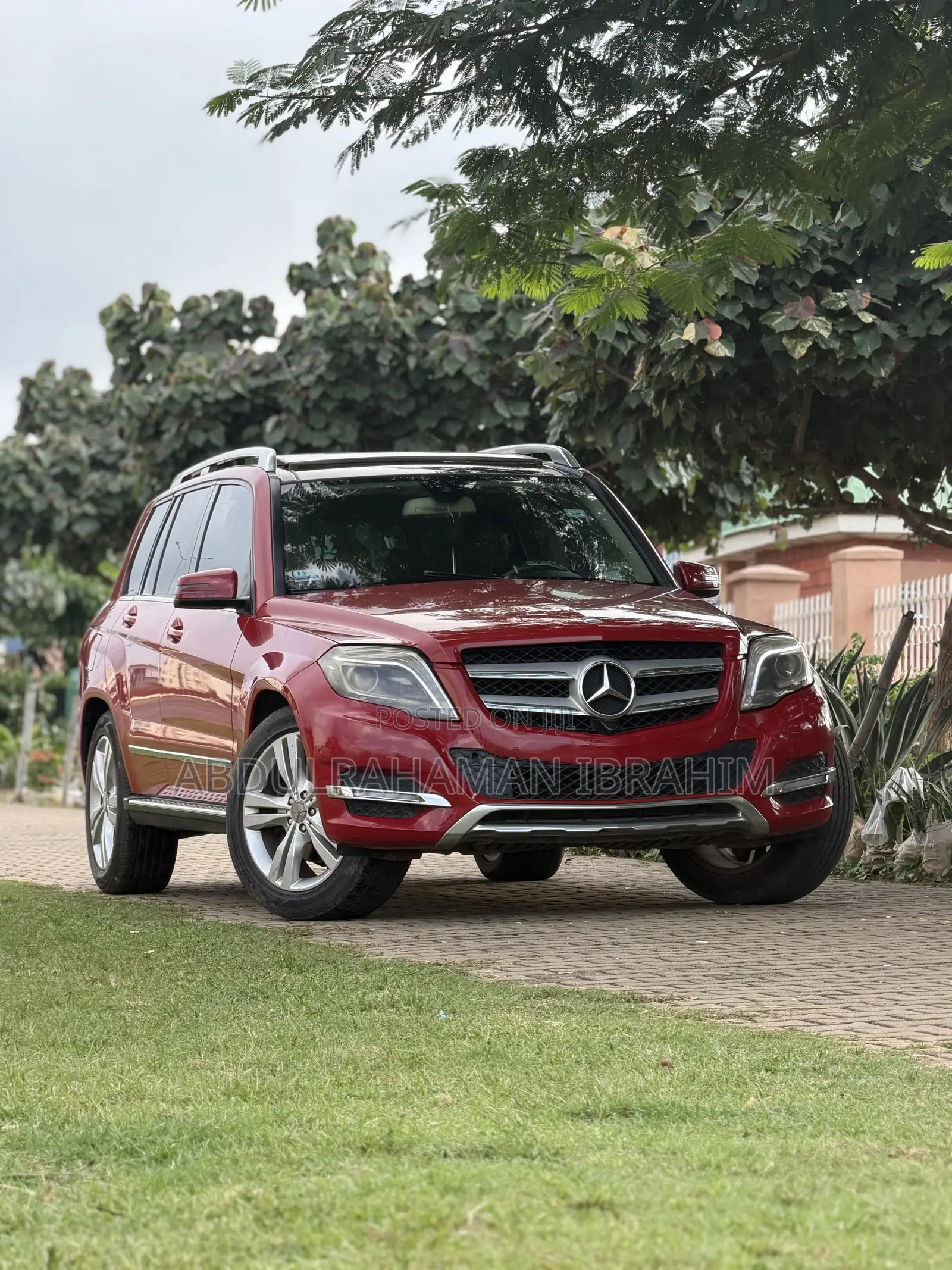Mercedes-Benz GLK-Class 350 4MATIC 2010 Maroon