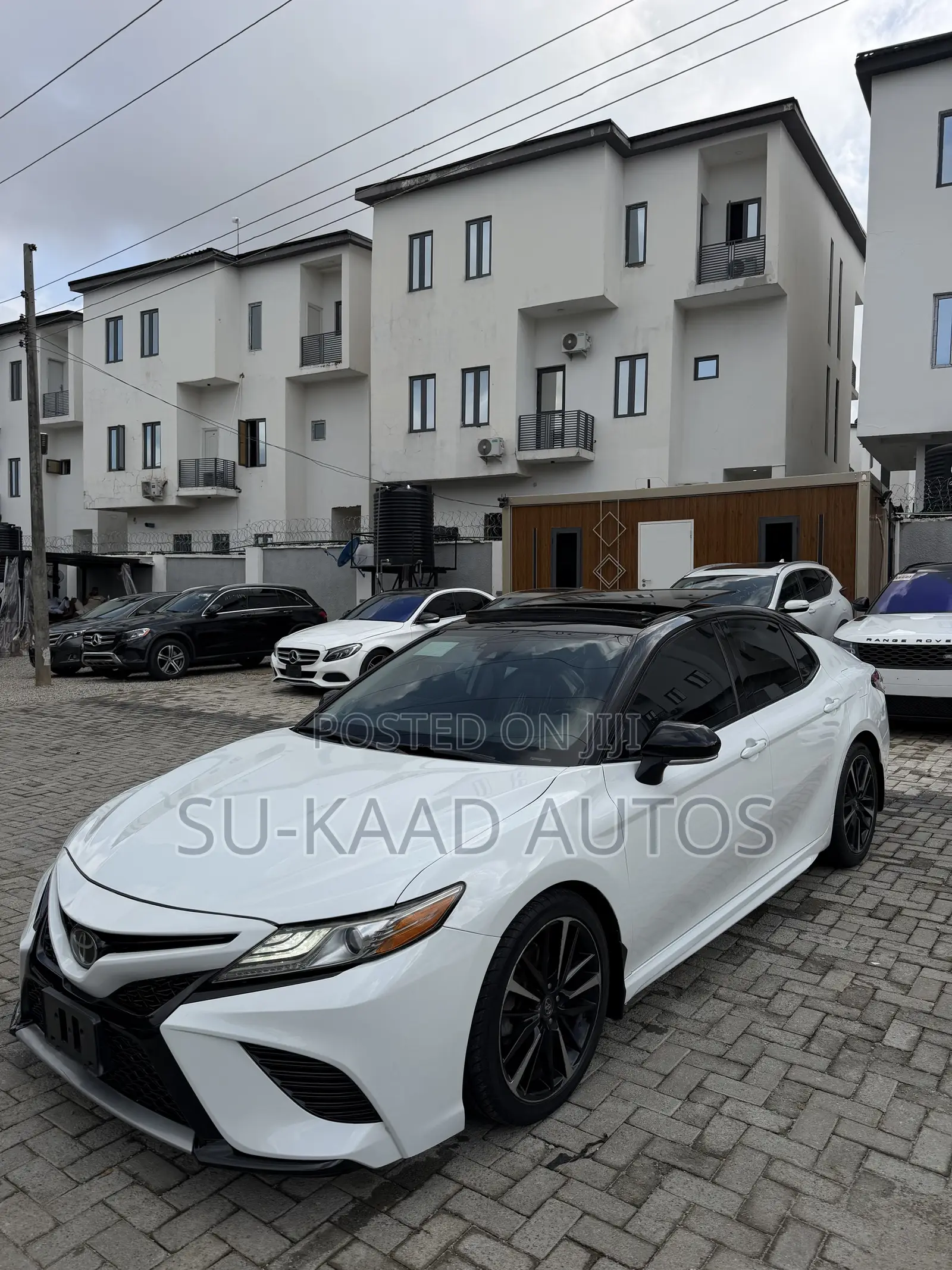 Toyota Camry XSE V6 FWD 2020 White