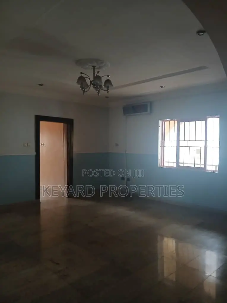 6bdrm Duplex in Wuse 2 for rent