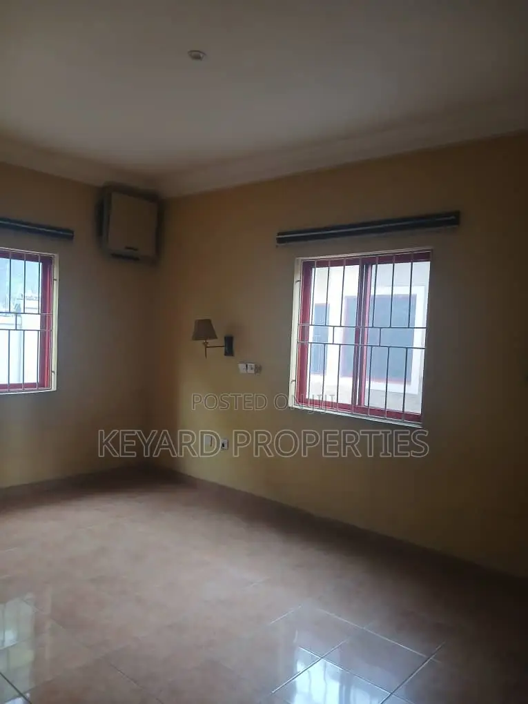 6bdrm Duplex in Wuse 2 for rent
