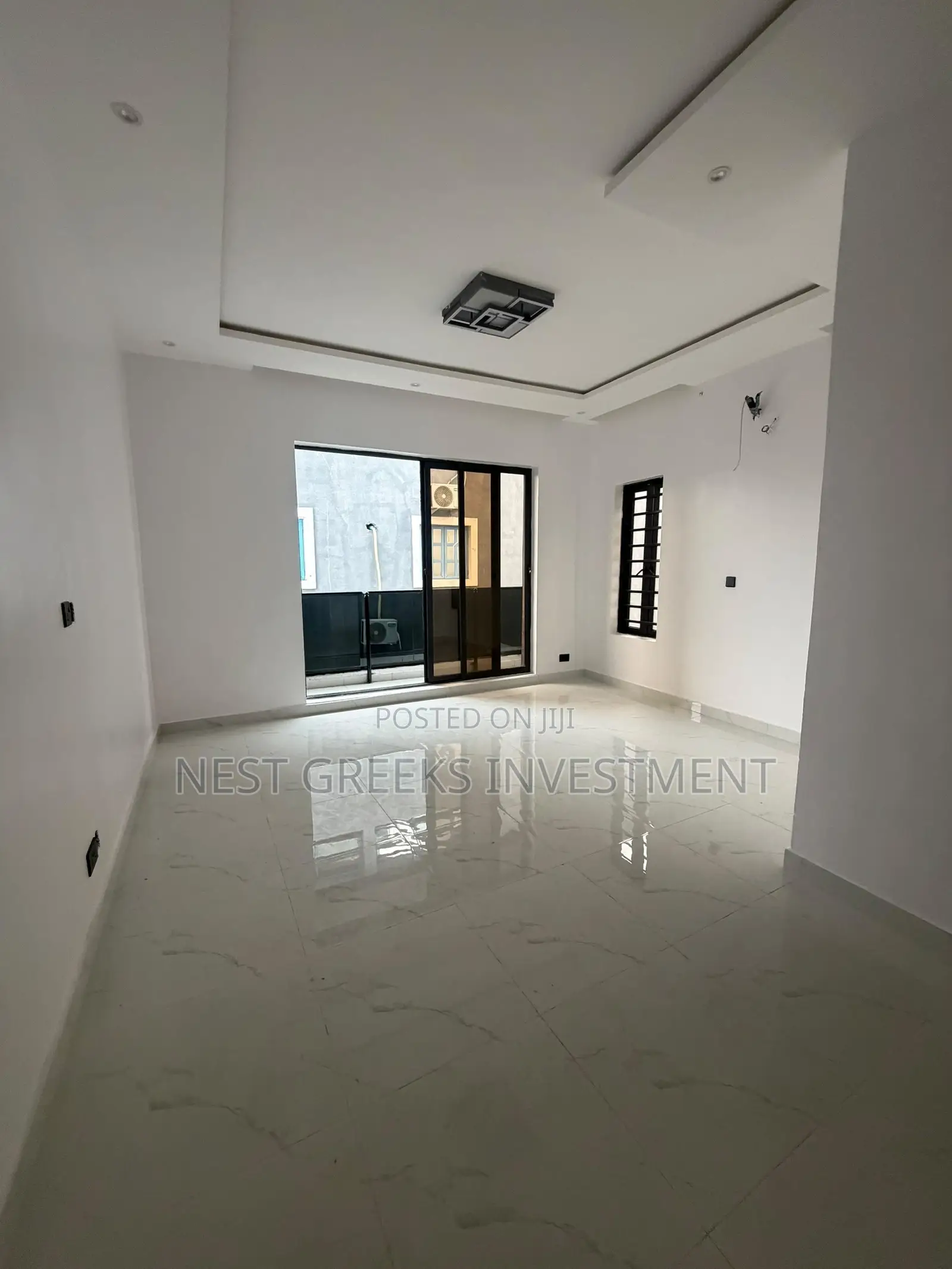 5bdrm Duplex in Adeniyi Jones for sale