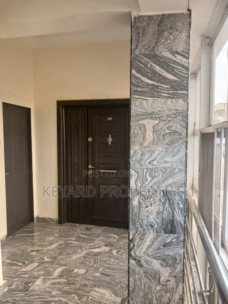 3bdrm Apartment in Wuse 2 for rent
