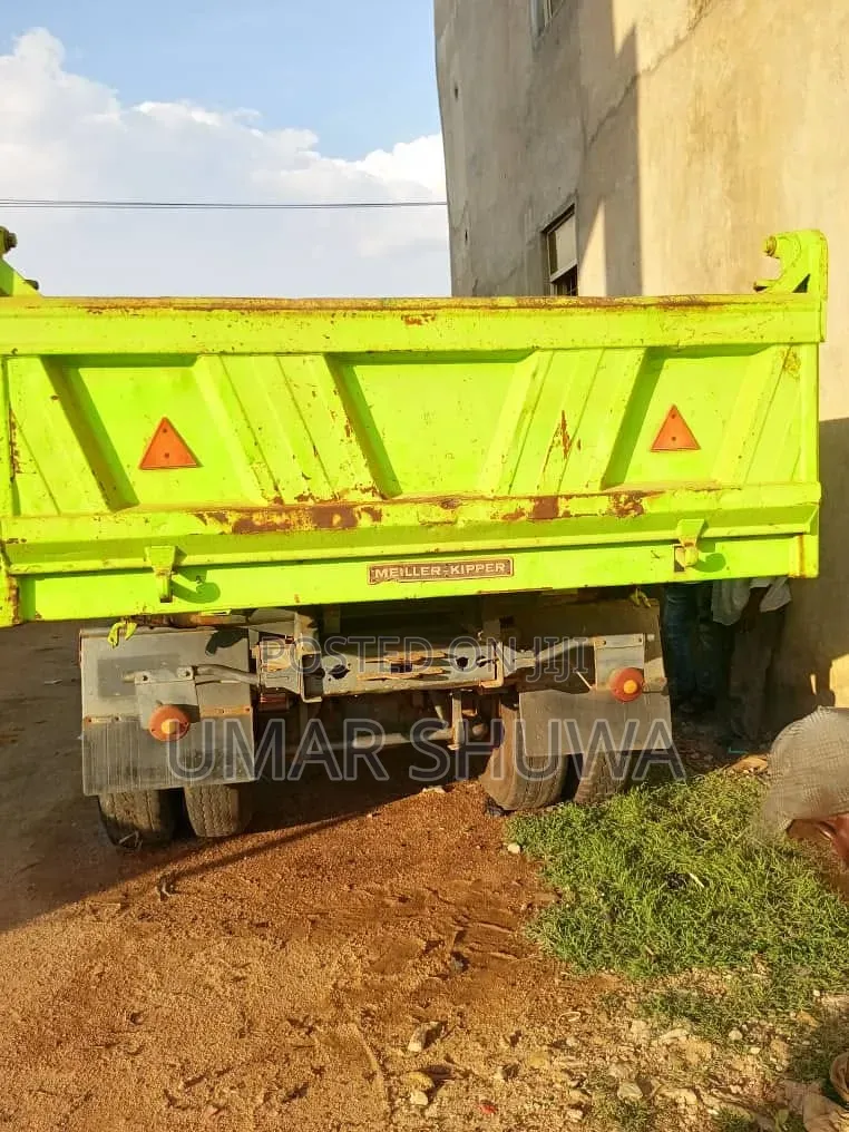 Mercedes Benz Actros Tipper 2031