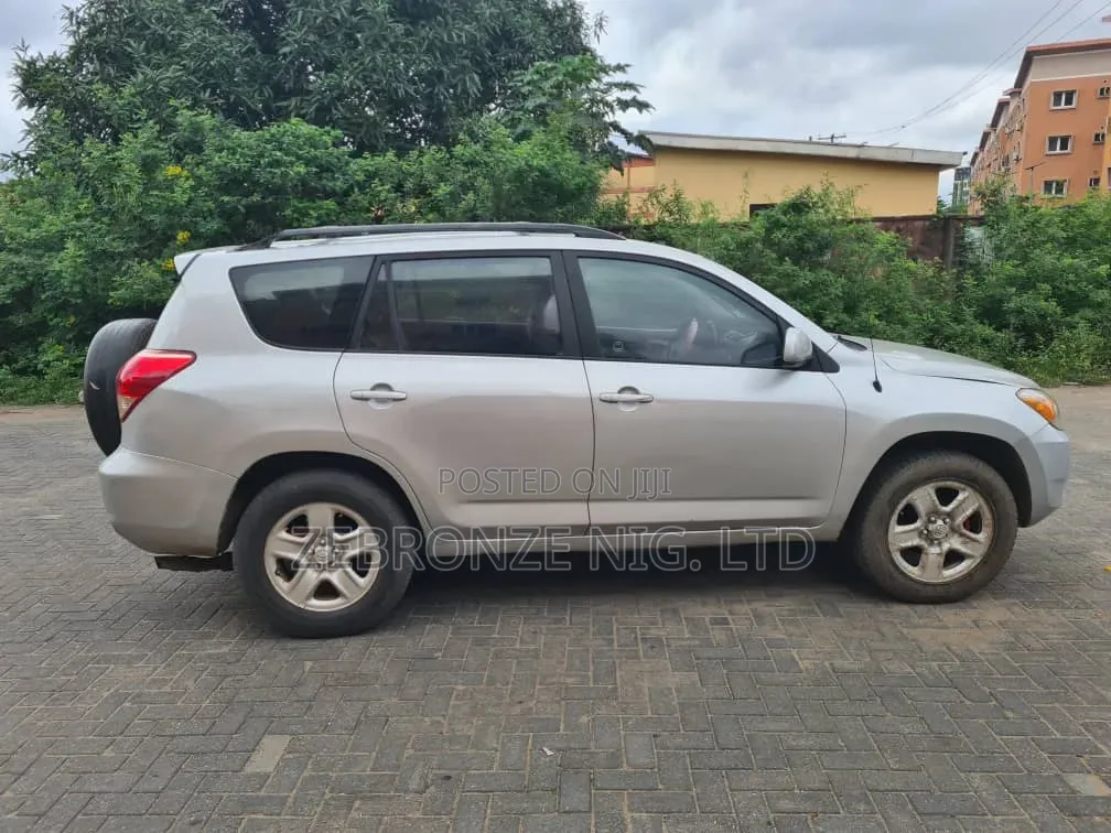 Toyota RAV4 2007 Silver