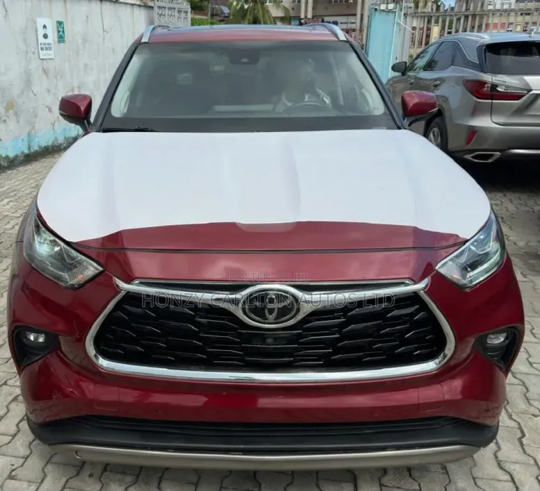 Toyota RAV4 XLE Premium 2021 Red