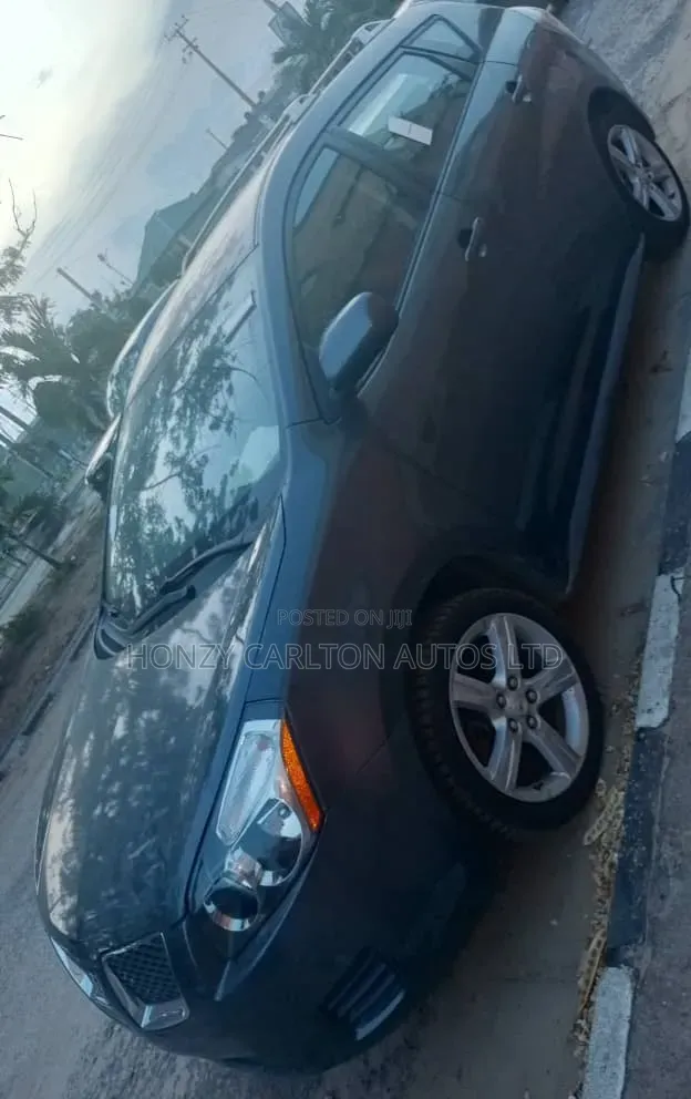 Pontiac Vibe 2.4 4WD 2009 Gray