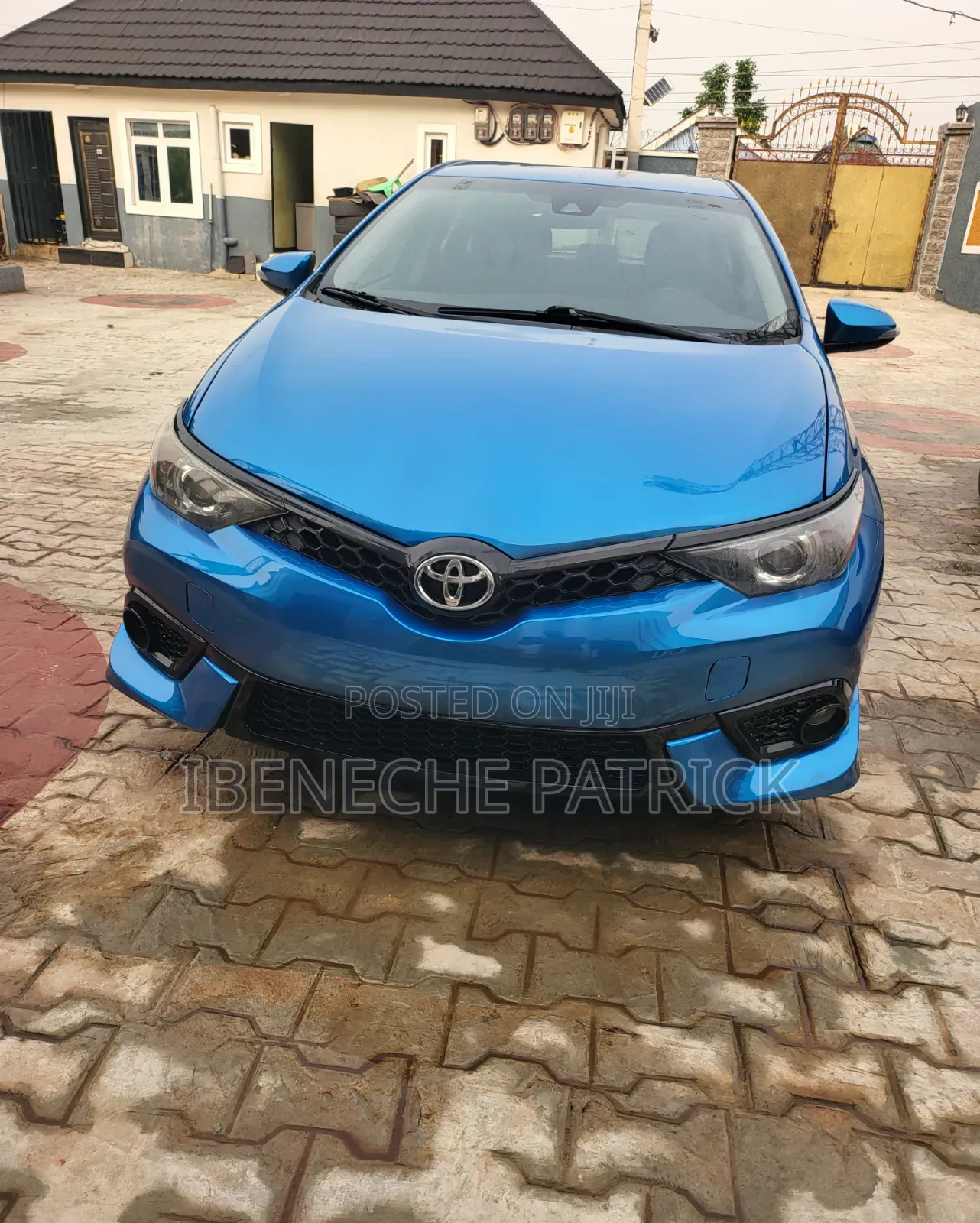 Toyota Corolla 2017 Blue