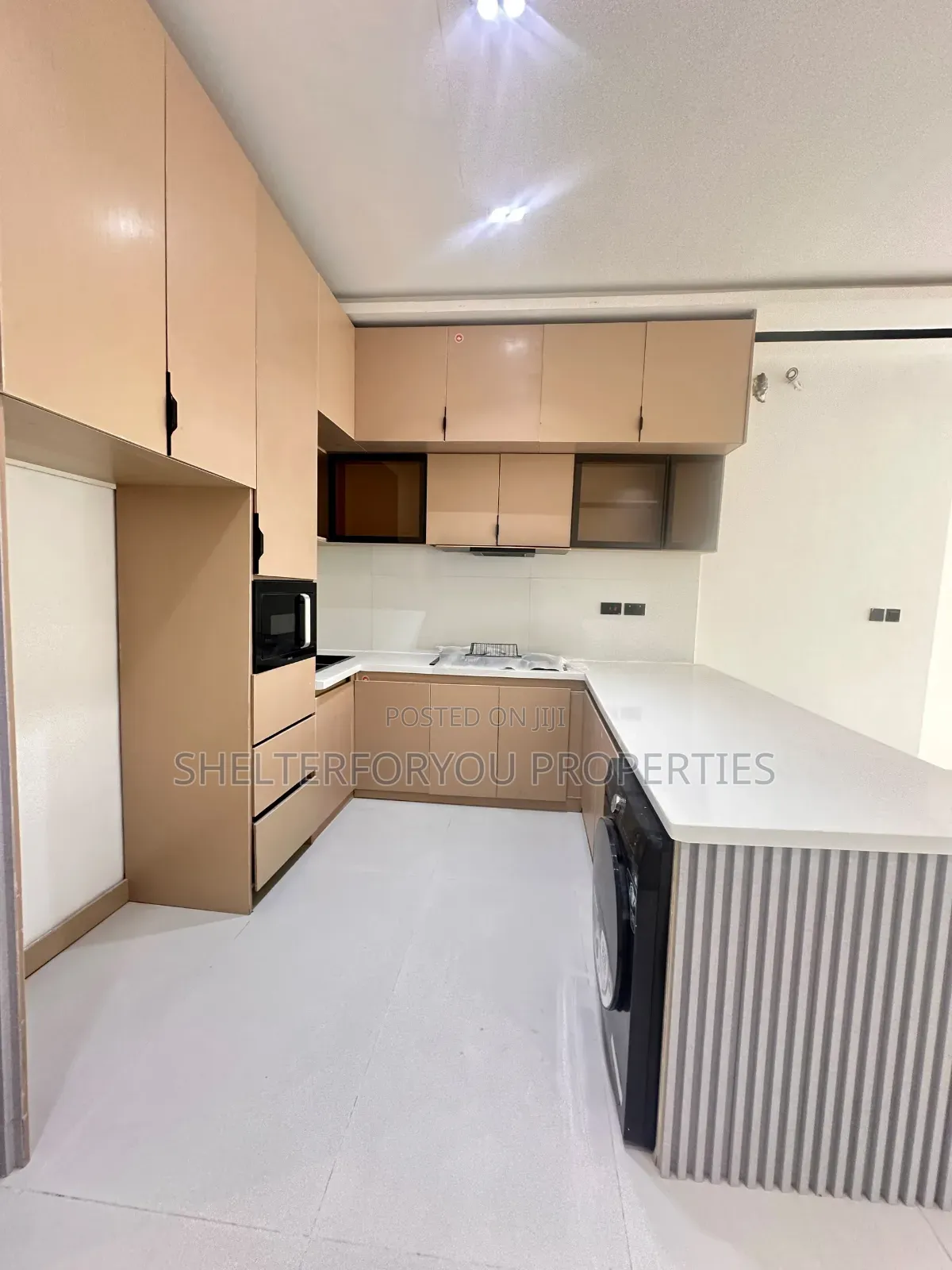 2bdrm House in Lekki Phase 1 for rent