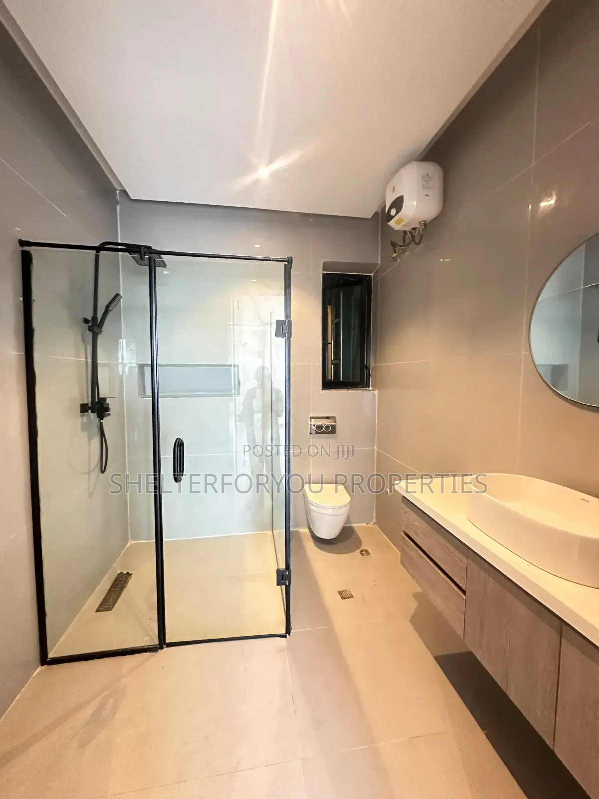 2bdrm House in Lekki Phase 1 for rent