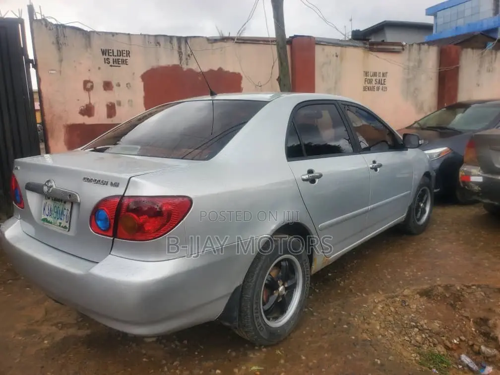 Toyota Corolla 1.4 D-4D 2006 Silver