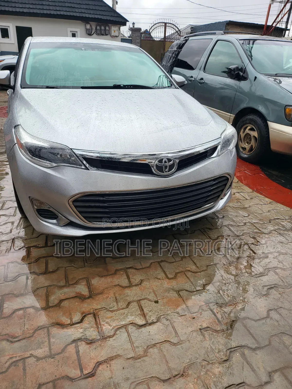Toyota Avalon XLE 4dr Sedan (3.5L 6cyl 6A) 2015 Silver