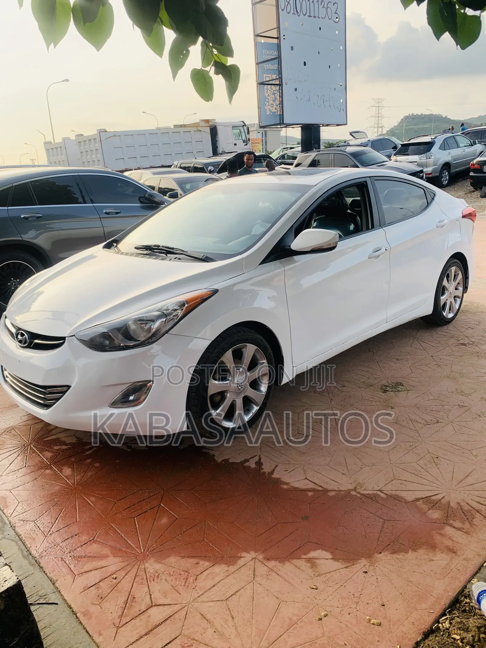 Hyundai Elantra 2013 White