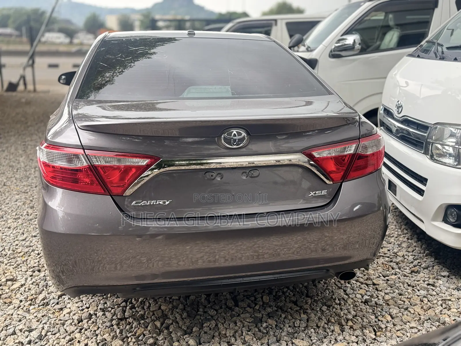 Toyota Camry XSE 4dr Sedan (2.5l 4cyl 6A) 2016 Gray