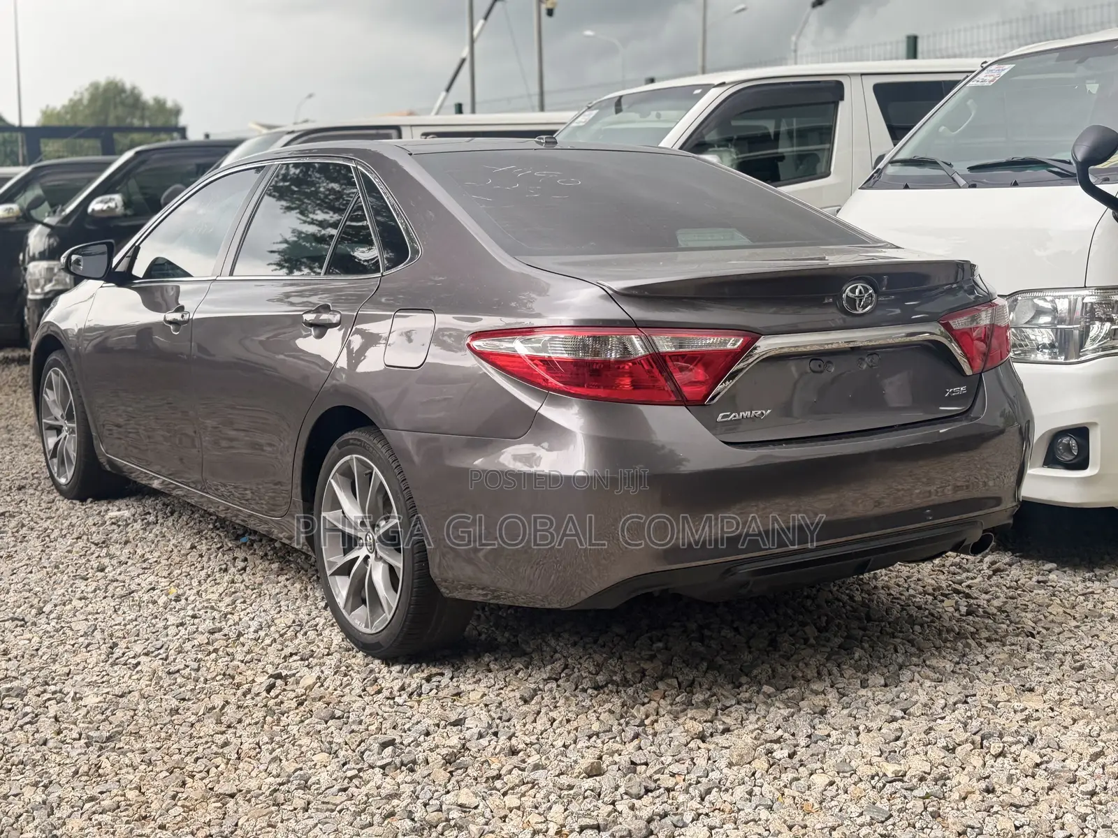 Toyota Camry XSE 4dr Sedan (2.5l 4cyl 6A) 2016 Gray