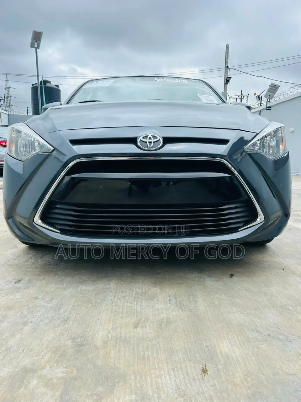 Toyota Yaris iA 1.5 FWD 2017 Gray
