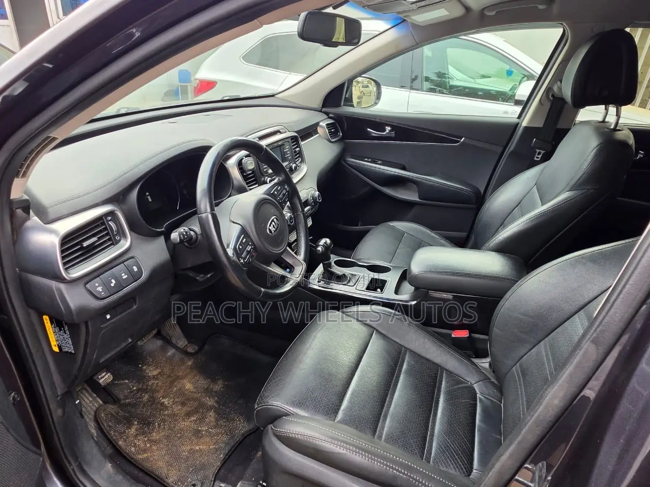 Kia Sorento 4dr SUV 2016 Black