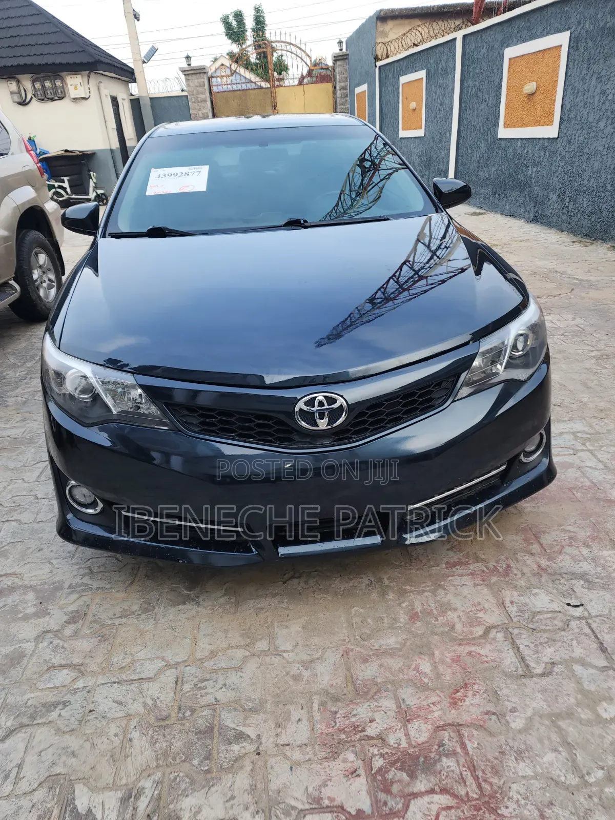 Toyota Camry SE 4dr Sedan (2.5L 4cyl 6A) 2013 Gray