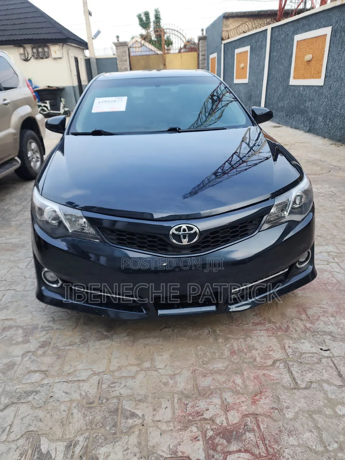 Toyota Camry SE 4dr Sedan (2.5L 4cyl 6A) 2013 Gray