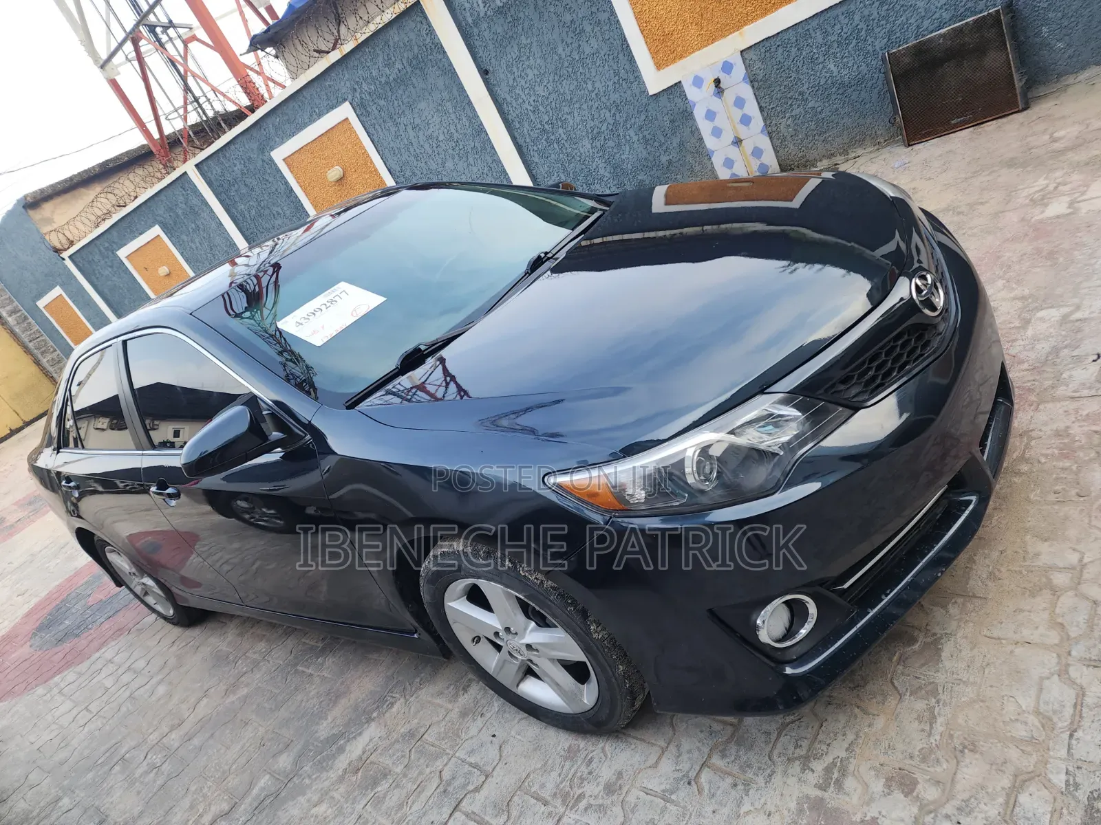 Toyota Camry SE 4dr Sedan (2.5L 4cyl 6A) 2013 Gray
