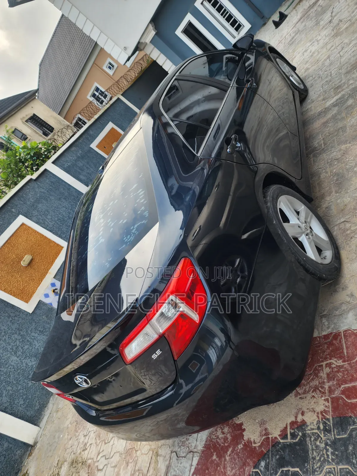 Toyota Camry SE 4dr Sedan (2.5L 4cyl 6A) 2013 Gray